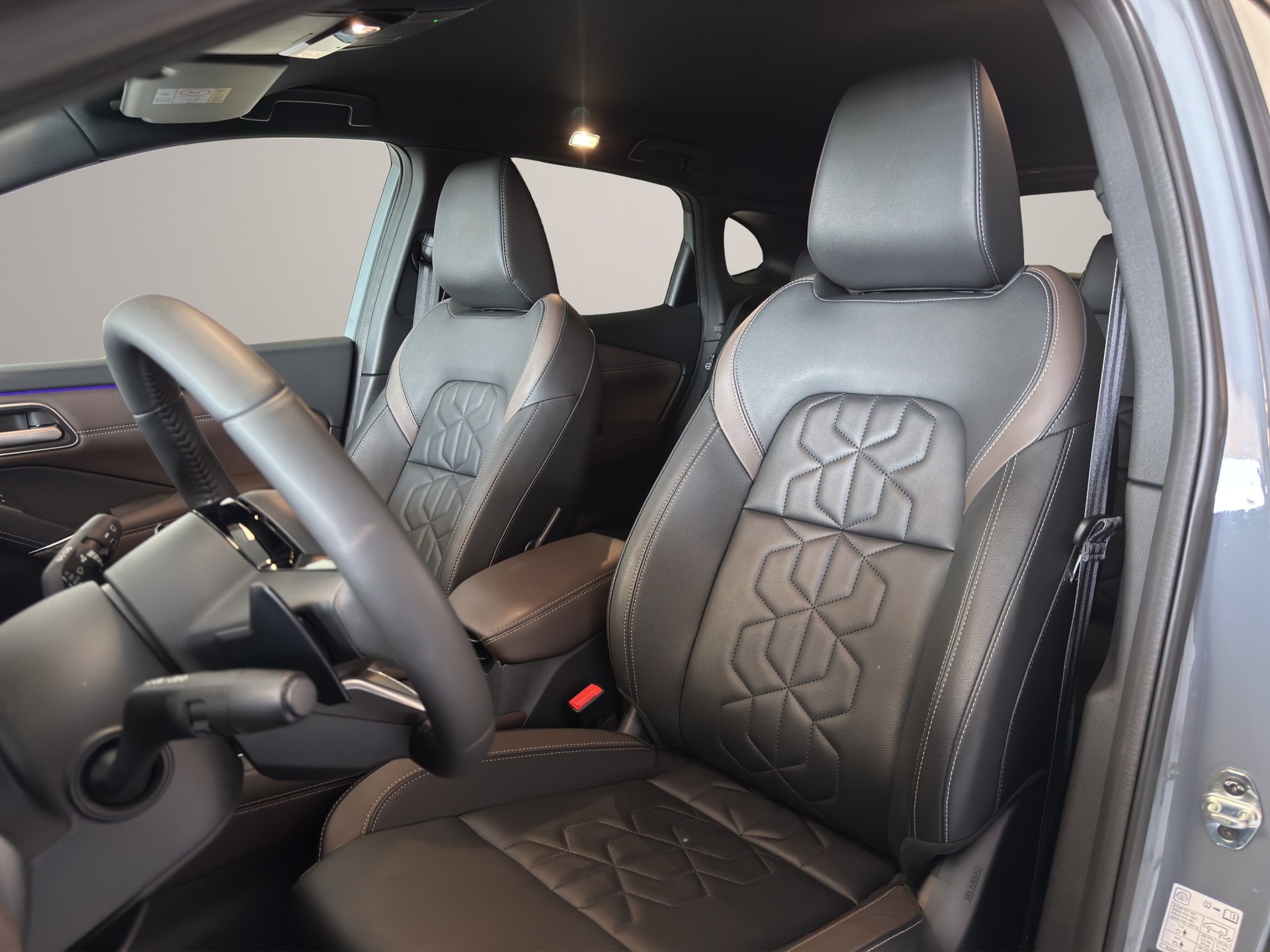 NISSAN Qashqai 1.3 DIG-T MHEV Tekna+ Xtronic 4x4-image-7