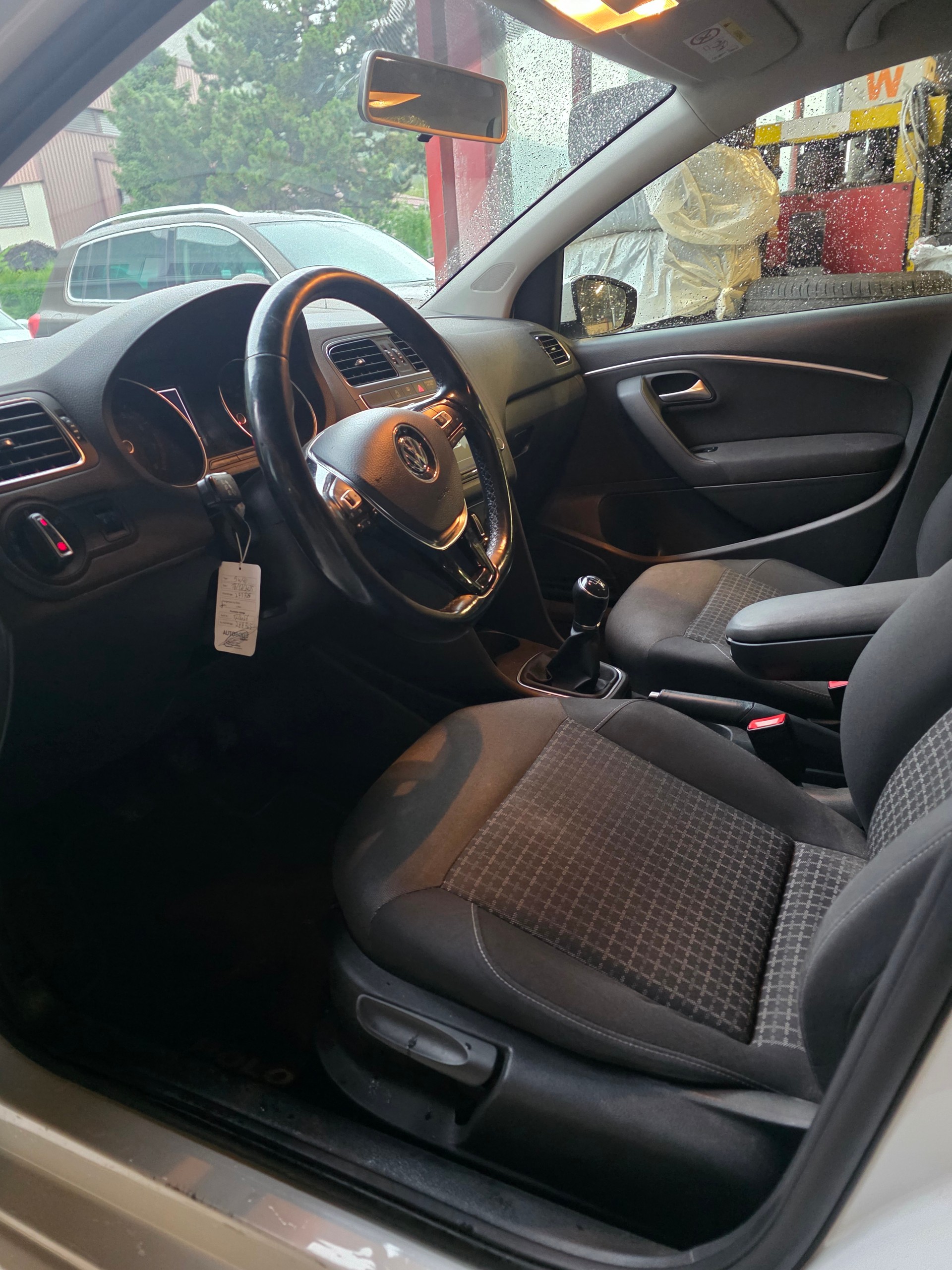 VW Polo 1.2 TSI BMT Comfortline-image-11