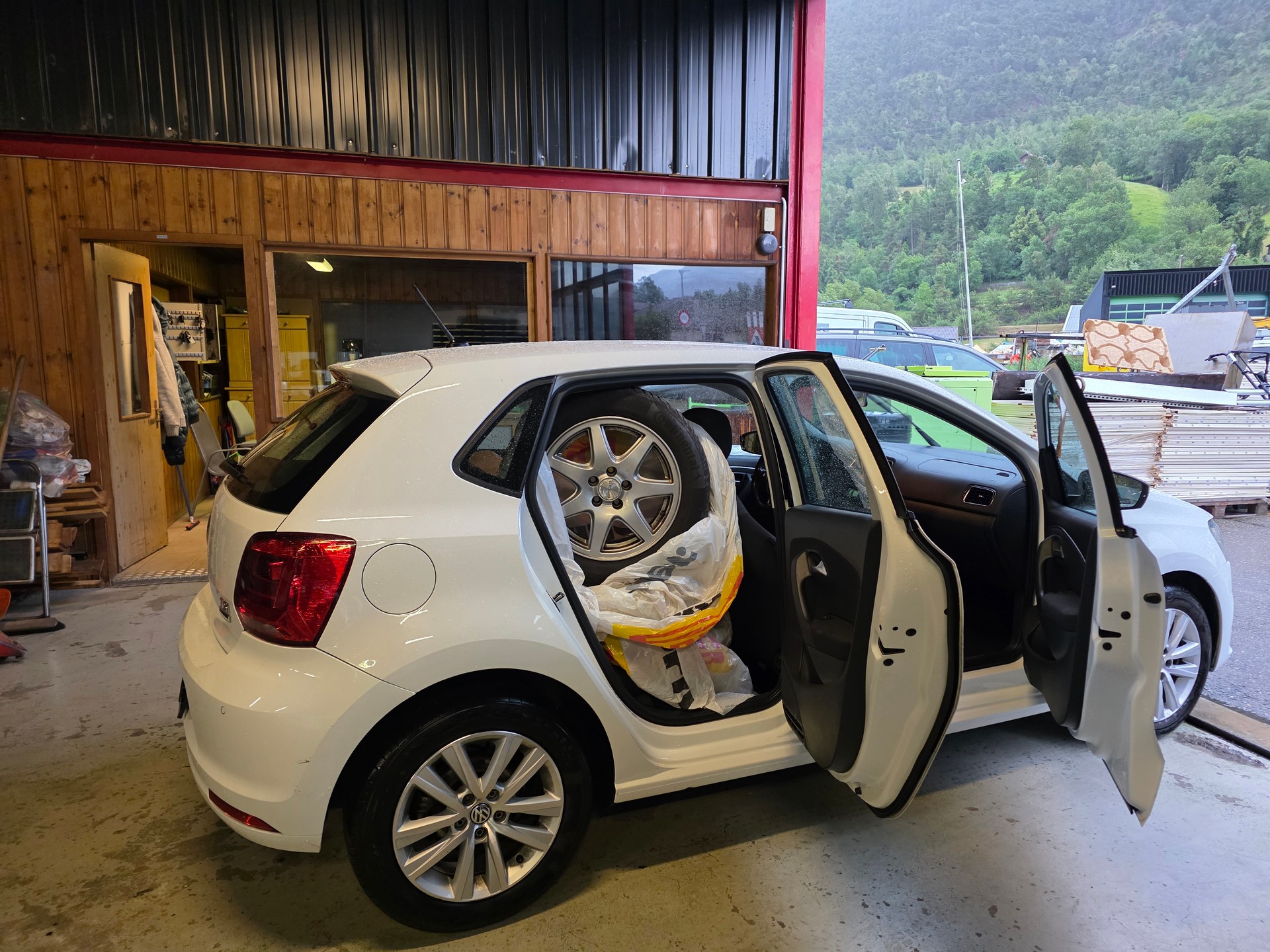VW Polo 1.2 TSI BMT Comfortline-image-8