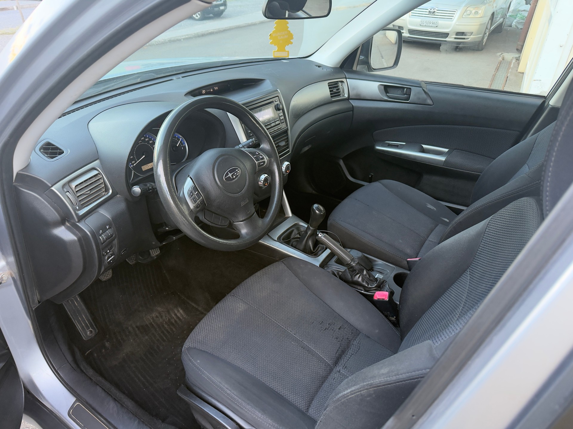 SUBARU Forester 2.0X Swiss-image-10