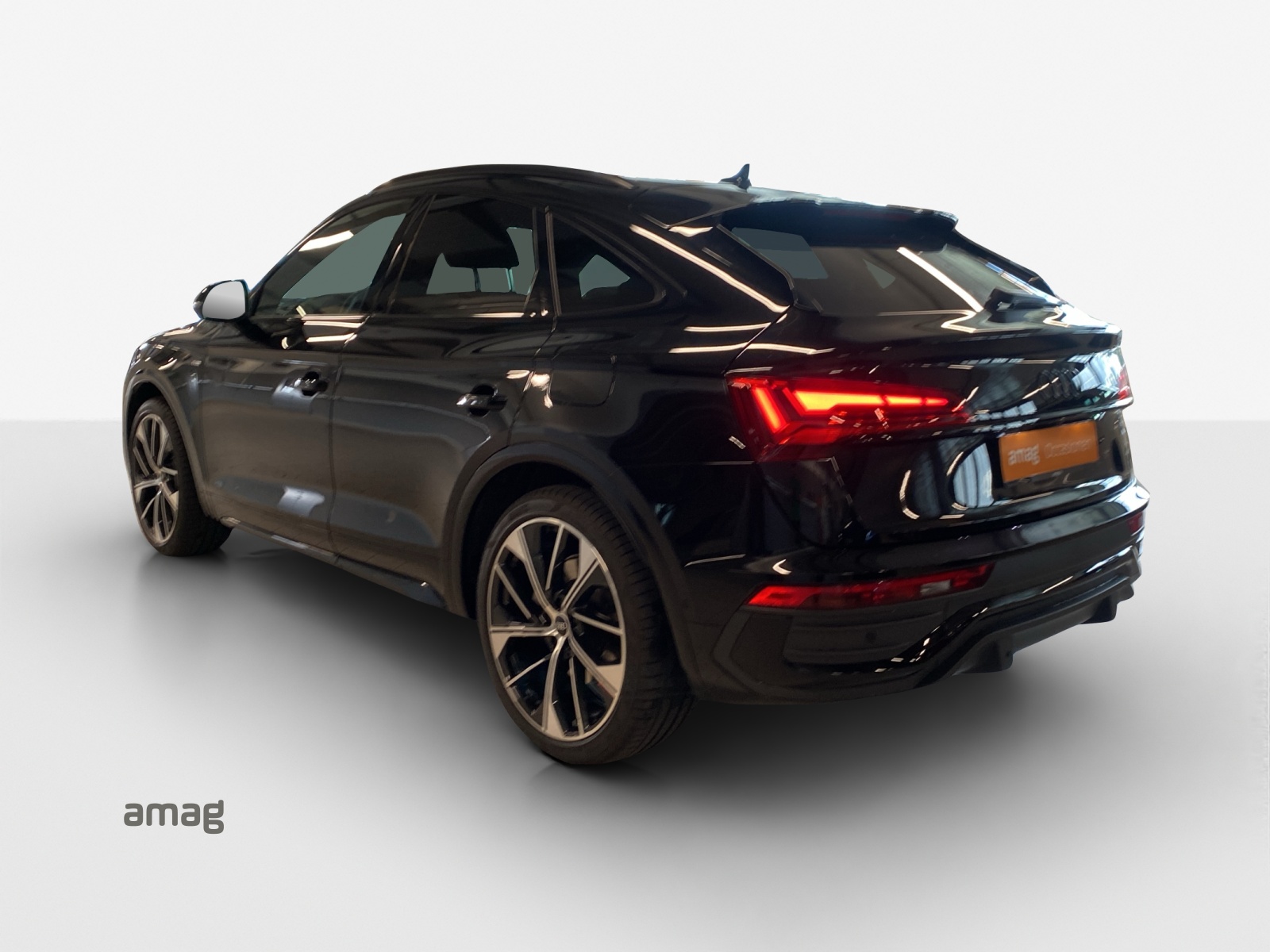 AUDI Q5 Sportback 55 TFSI e PHEV S line quattro S-tronic-showroom-element-3