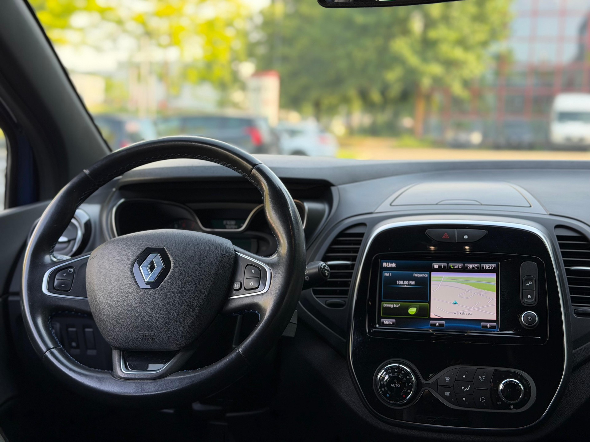 RENAULT Captur 1.3 T 16V S-Edition EDC-image-6
