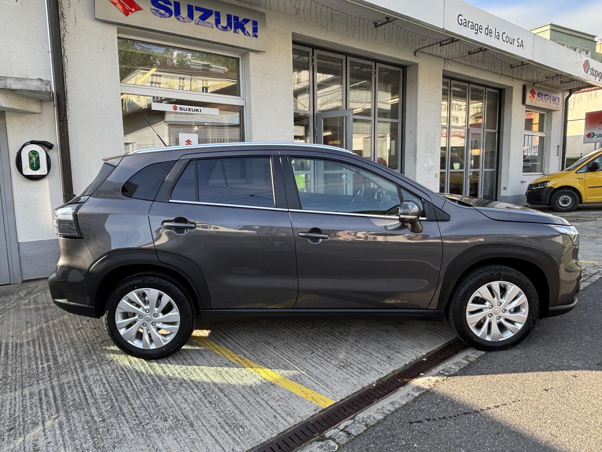 SUZUKI S-Cross 1.4 T Compact+ Hybrid 4x4-showroom-element-1