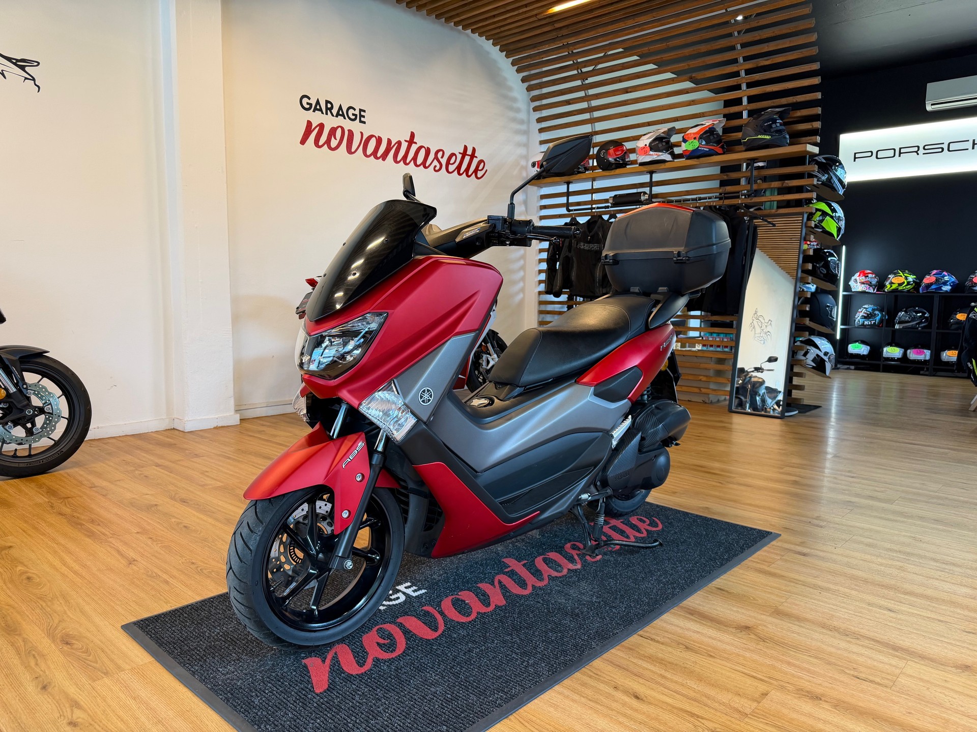YAMAHA N-Max GPD 125A ABS-image-0