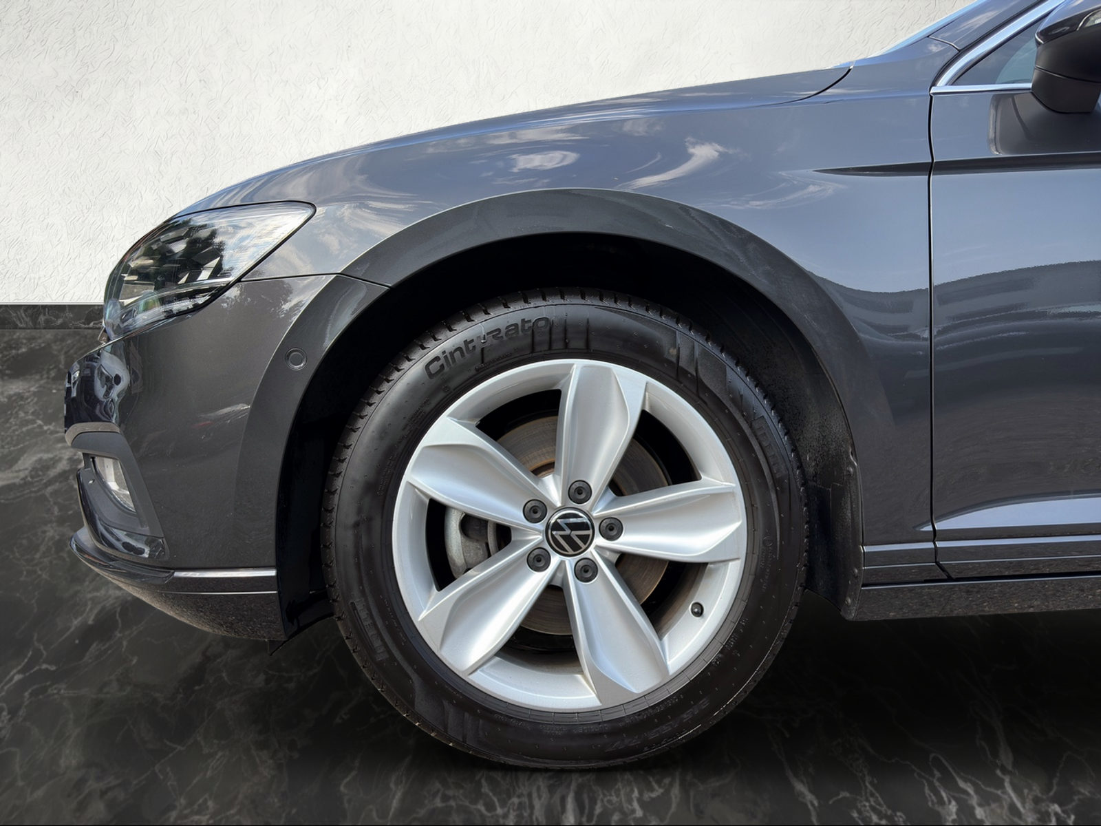 VW Passat 2.0 TDI BMT Business 4Motion DSG-image-8