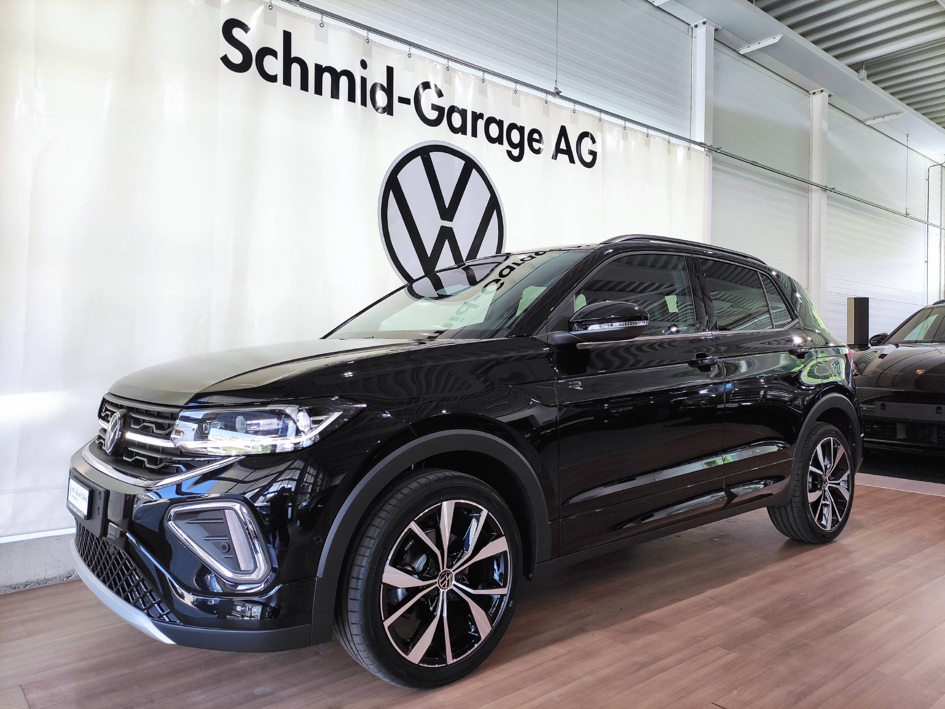 VW T-Cross 1.5 TSI R-Line DSG-showroom-element-1