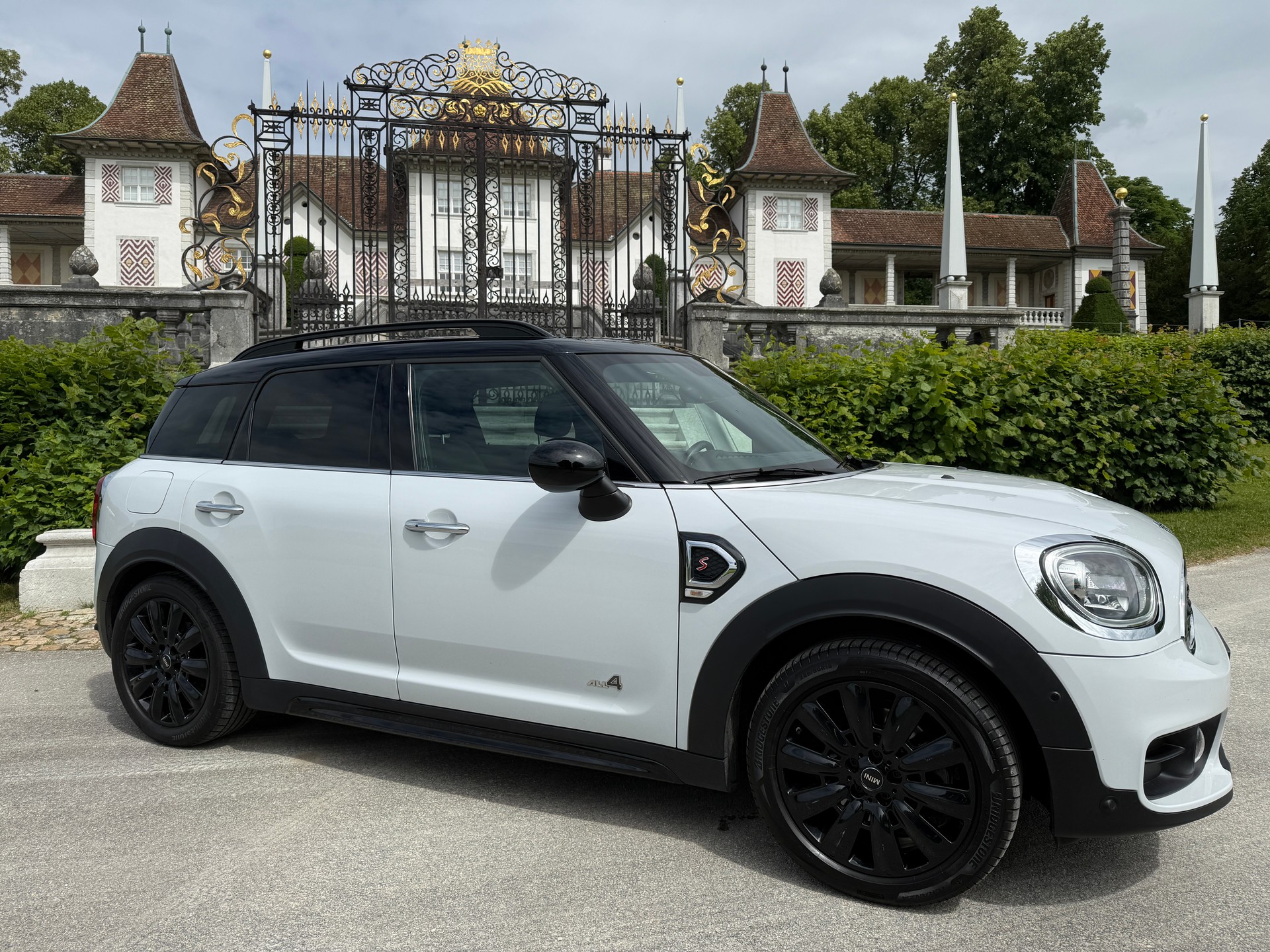 MINI Countryman Cooper S ALL4 Steptronic-showroom-element-2