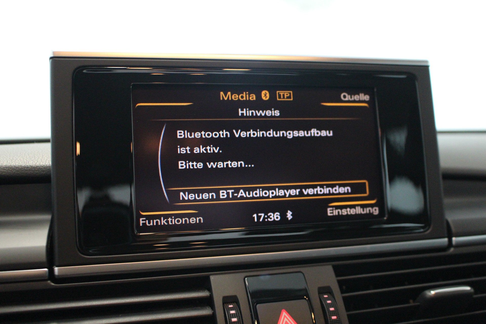 AUDI A6 2.0 TDI-image-16