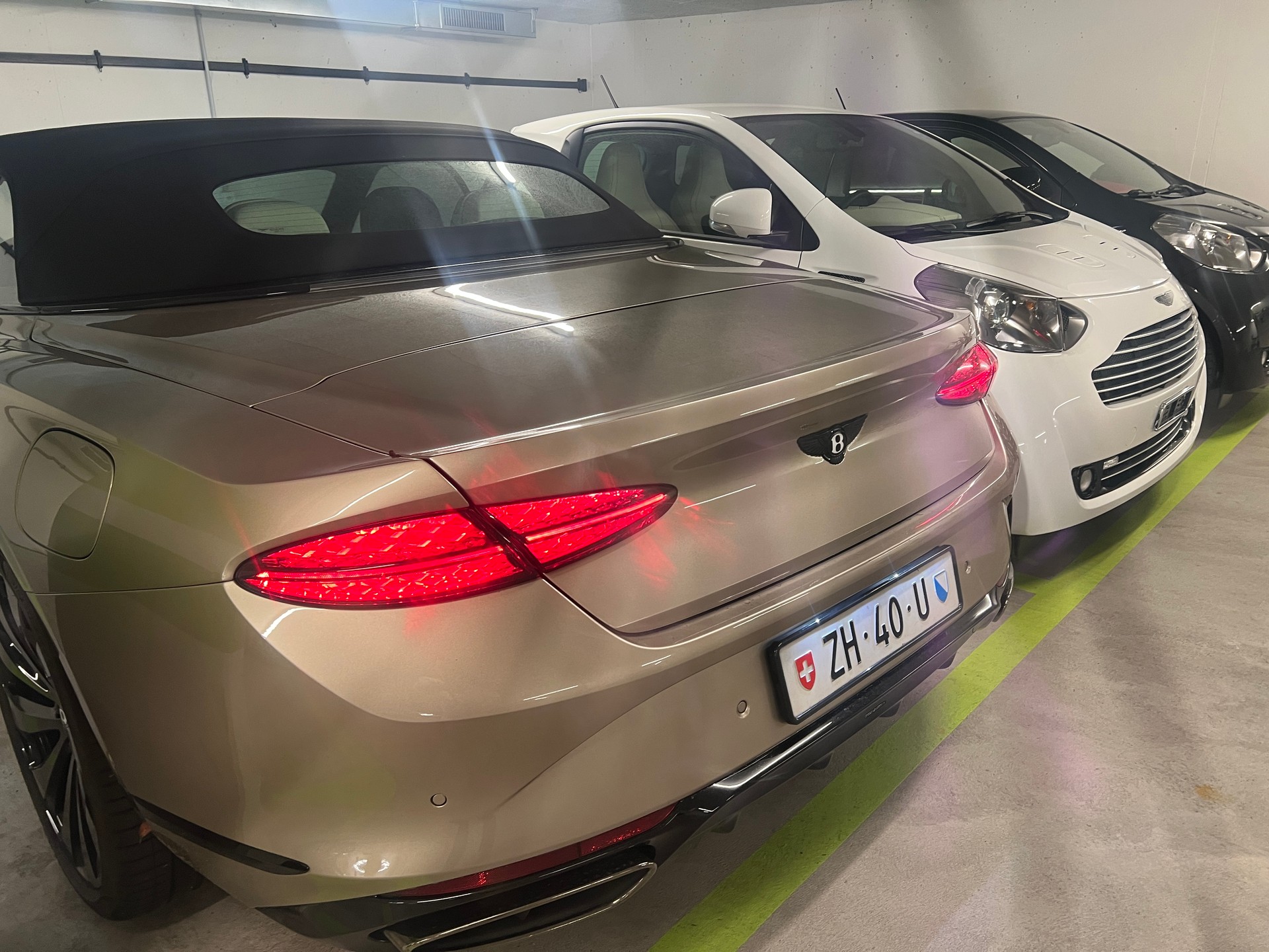 BENTLEY Continental GTC 4.0 V8 Cabriolet PHEV Mulliner-image-14