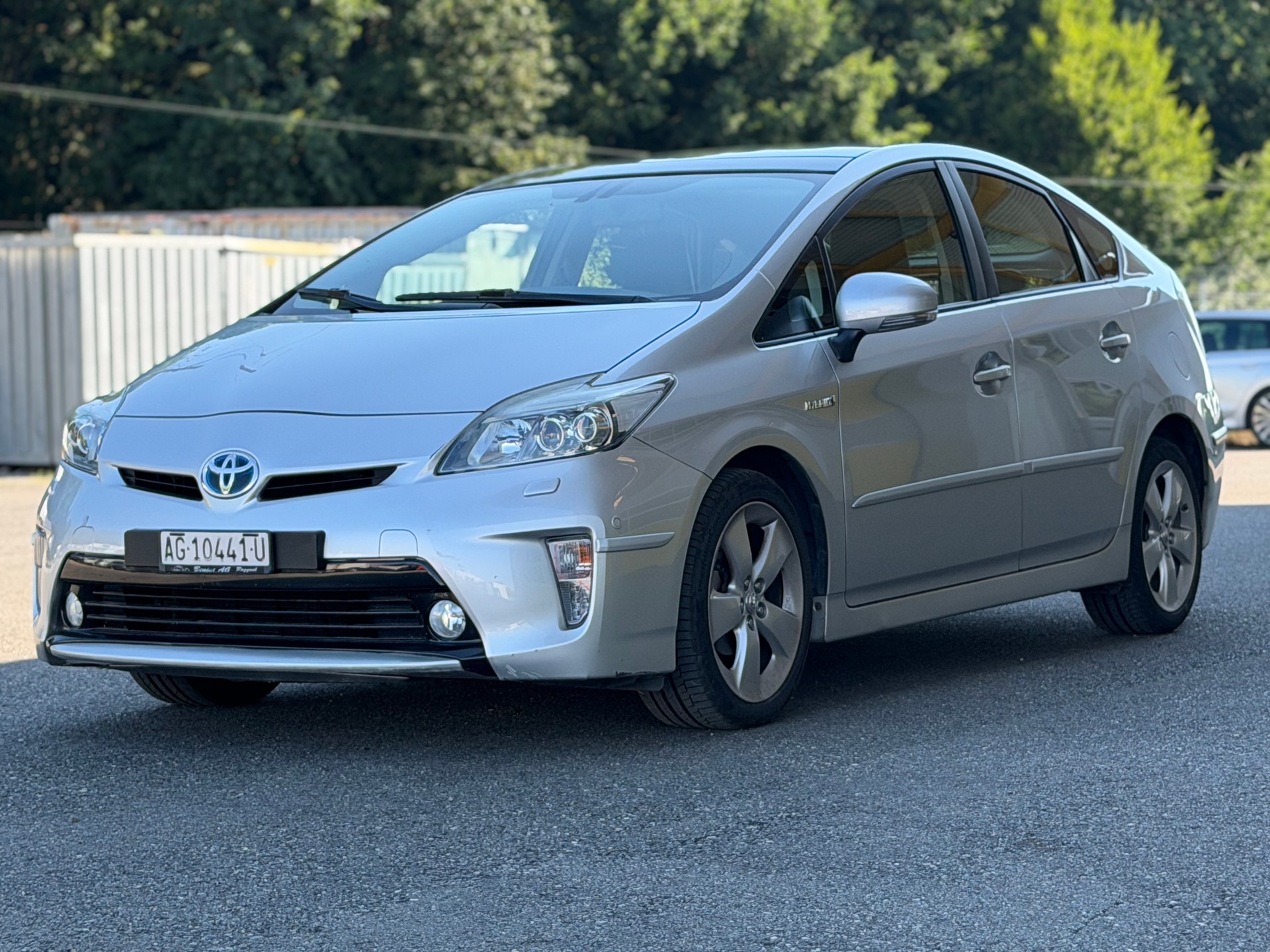 TOYOTA Prius 1.8 16V HSD Sol Premium