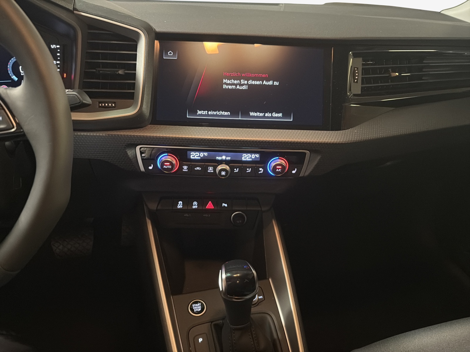 AUDI A1 Sportback 30 TFSI Attraction S-tronic-image-10