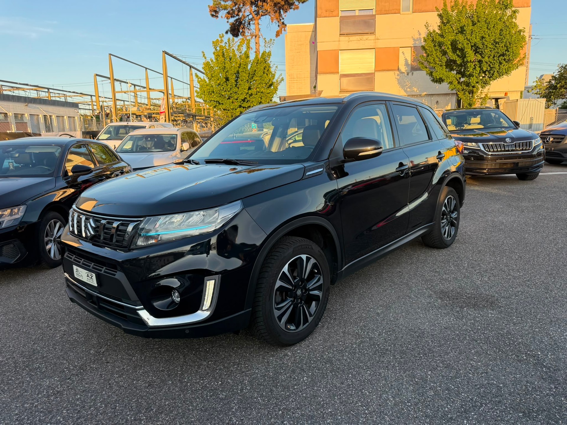 SUZUKI Vitara 1.5 Hybrid Edition 35 Top 4x4 AGS-showroom-element-1