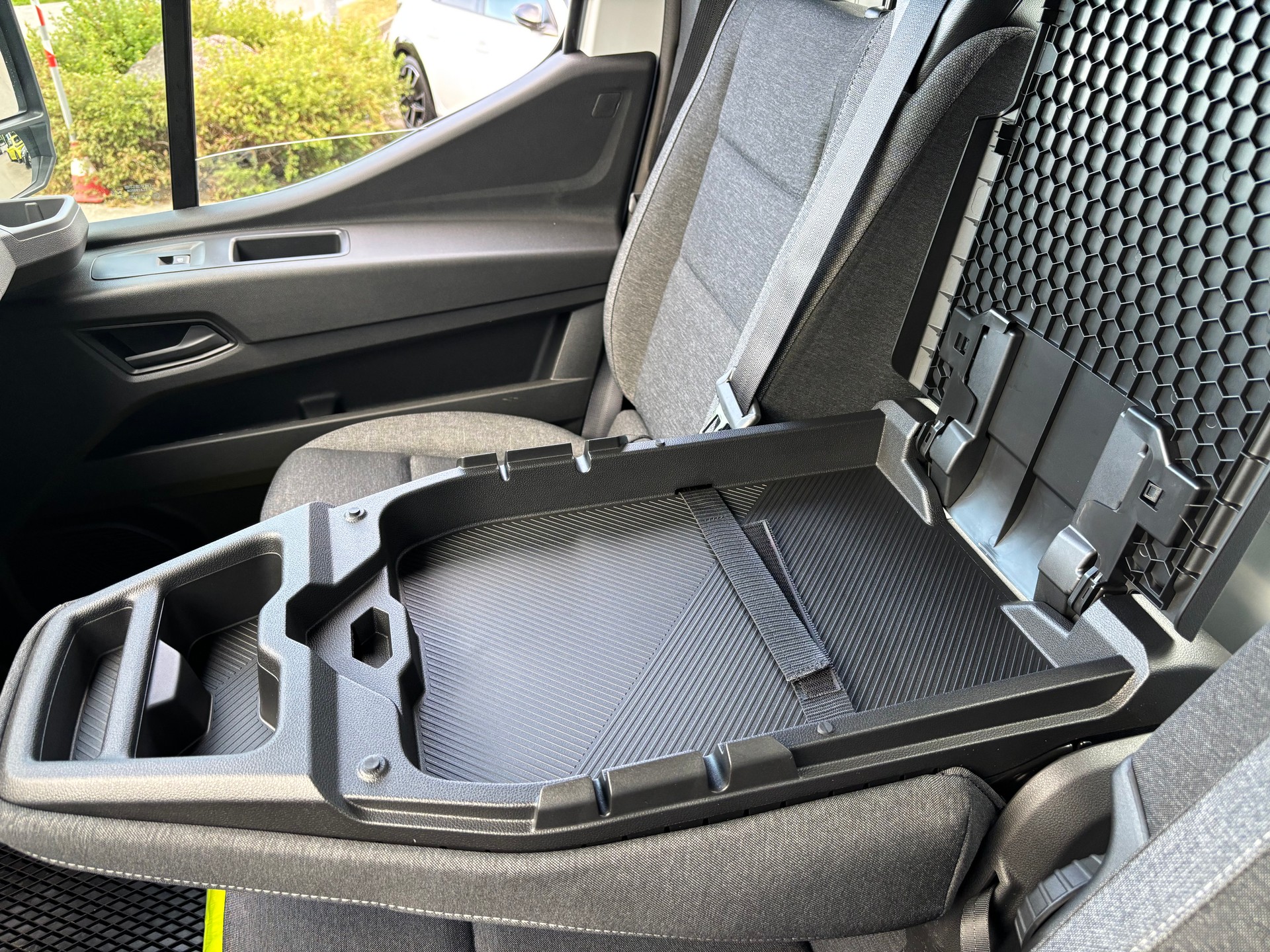 NISSAN Interstar Acenta 150 PS L2H1 9AT-image-9
