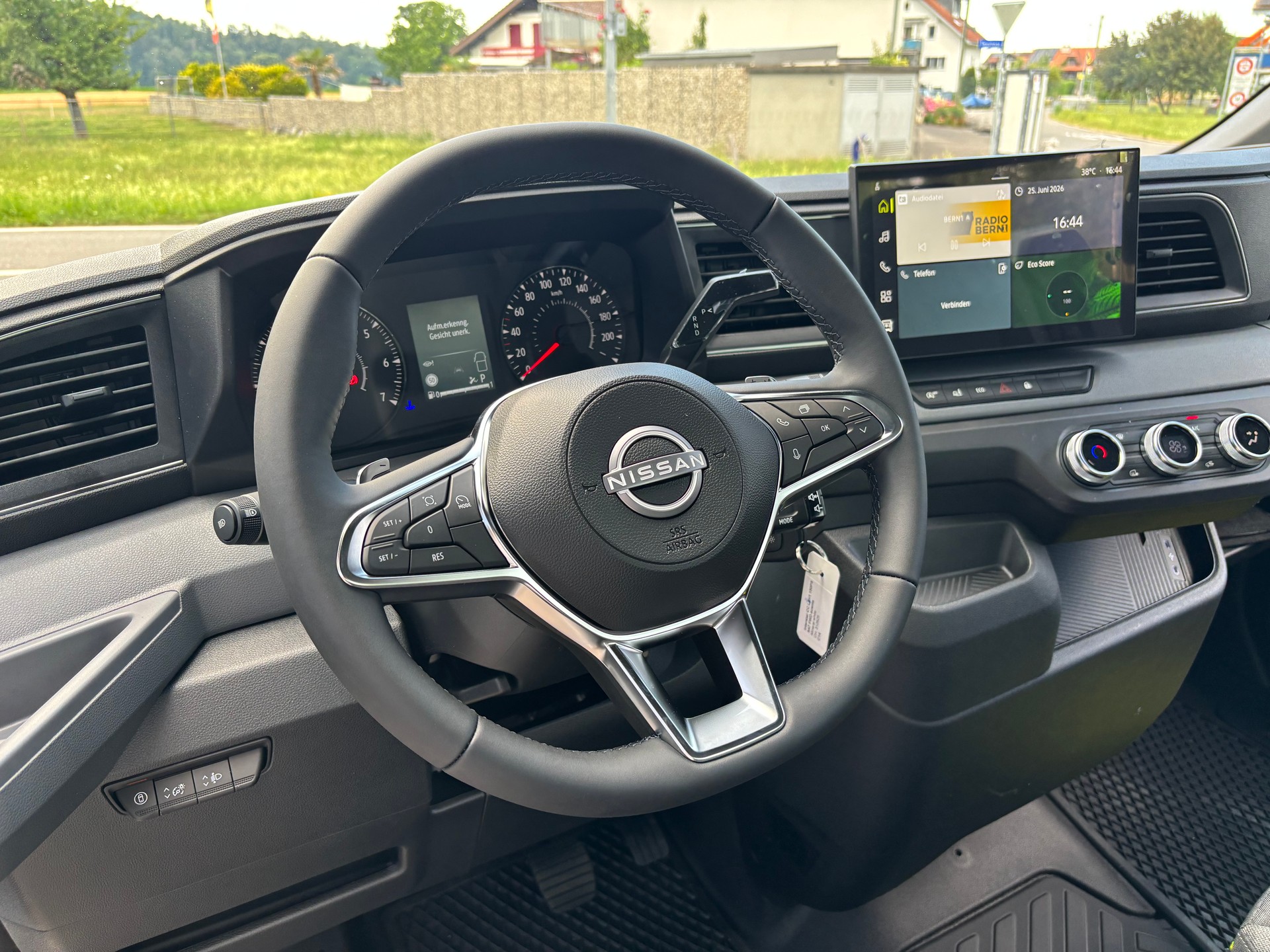 NISSAN Interstar Acenta 150 PS L2H1 9AT-image-7