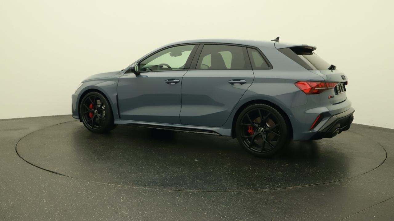 AUDI RS3 Sportback 2.5 TSI quattro S-tronic-showroom-element-2