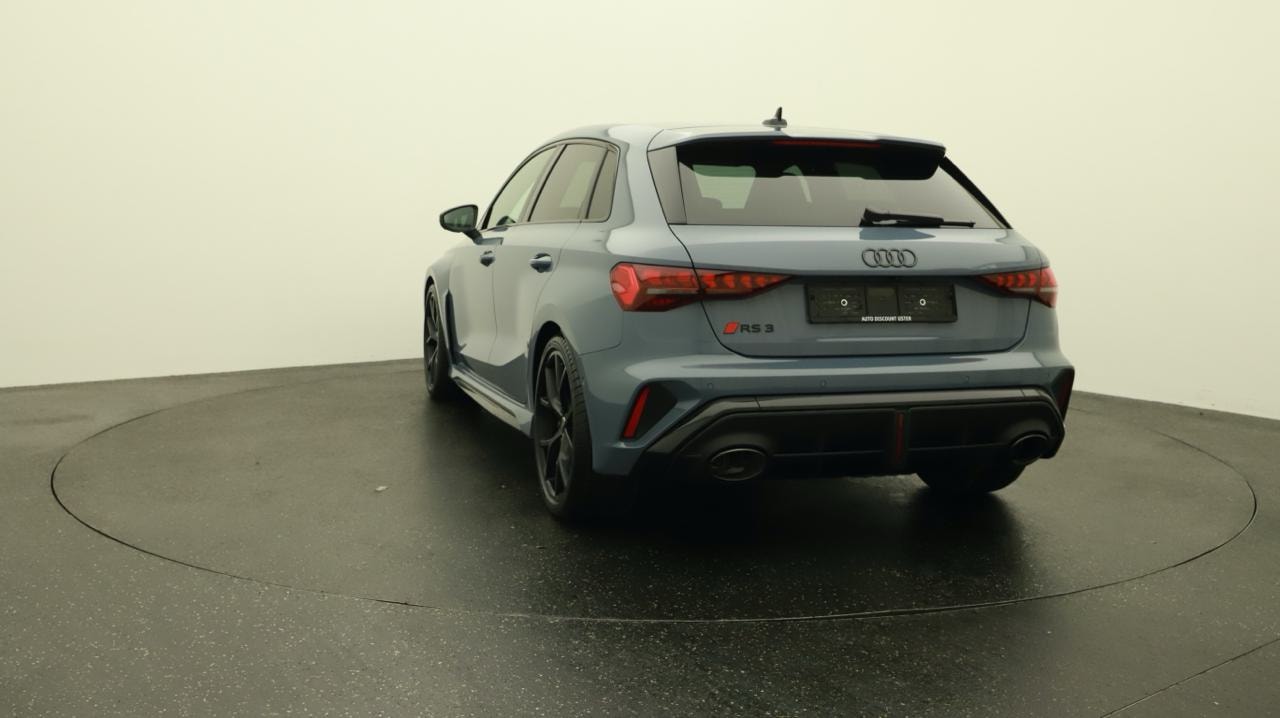 AUDI RS3 Sportback 2.5 TSI quattro S-tronic-showroom-element-3