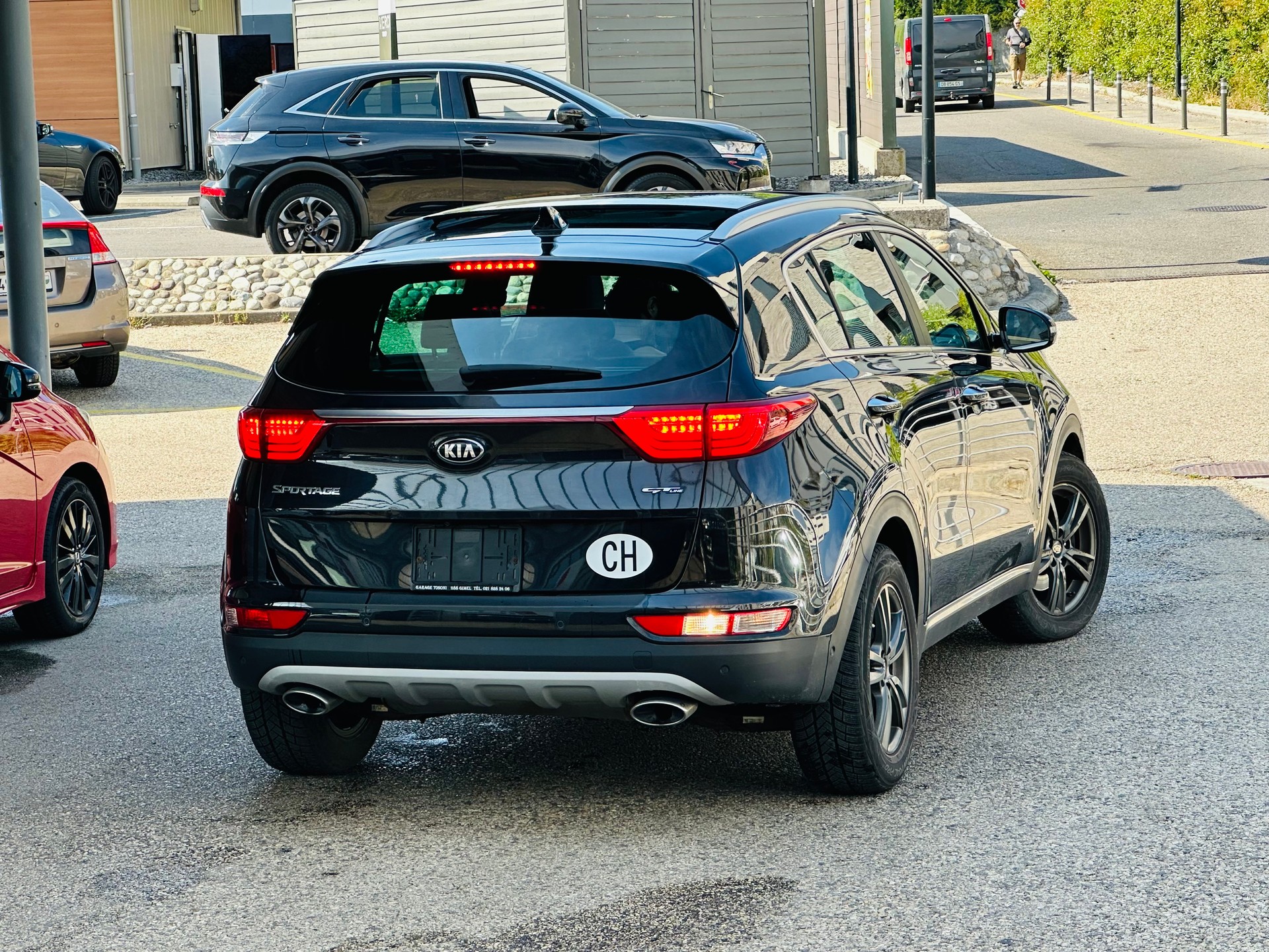 KIA Sportage 2.0CRDi Style GT Line 4WD Automat-image-6