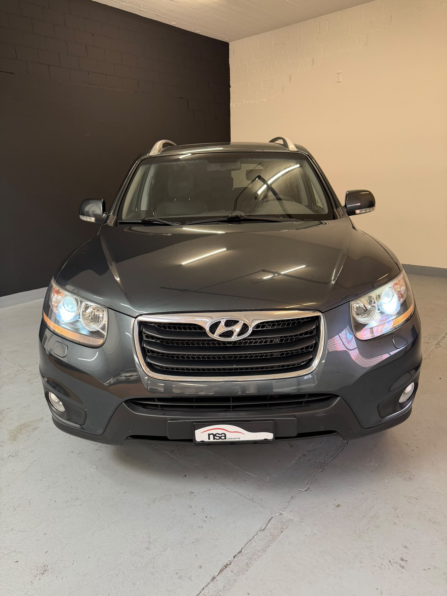 HYUNDAI Santa Fe 2.2 CRDI Premium 4WD Automatic-showroom-element-1