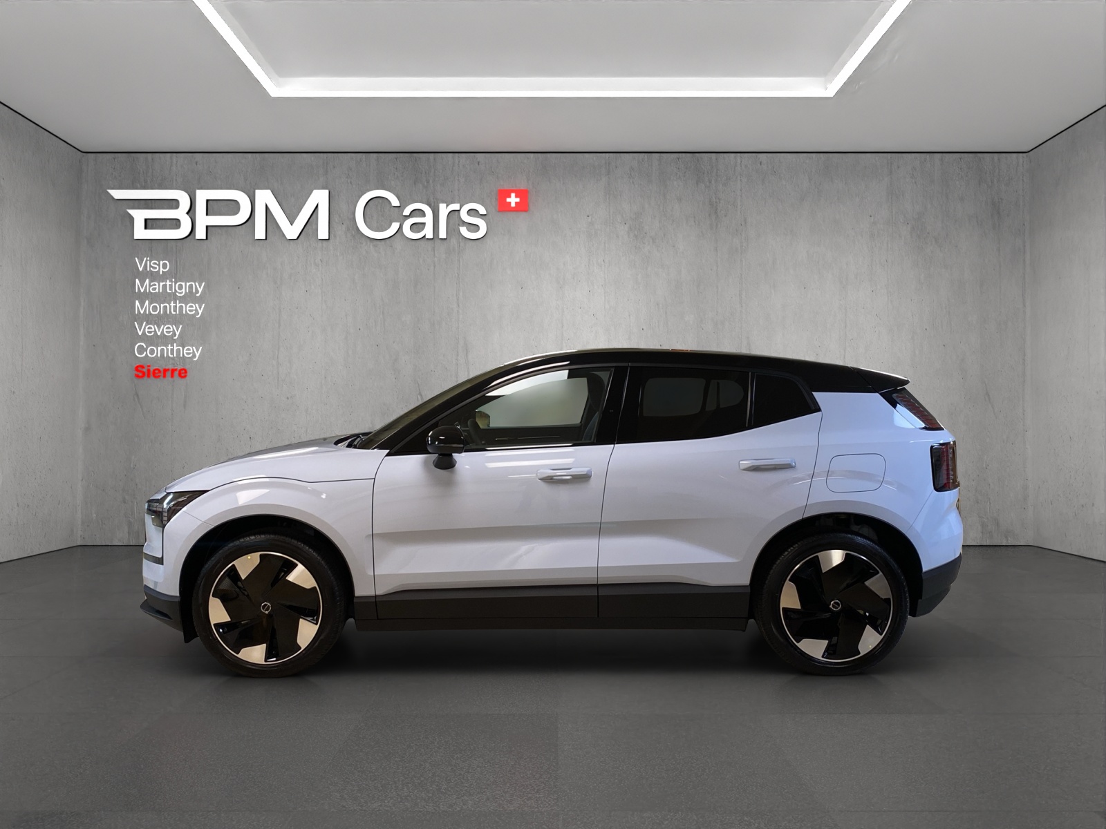 VOLVO EX30 P8 69 kWh AWD Ultra-image-15