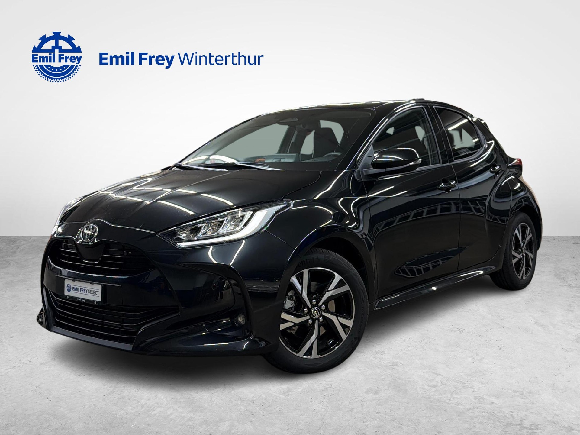 TOYOTA Yaris 1.5 VVT-i HSD Trend