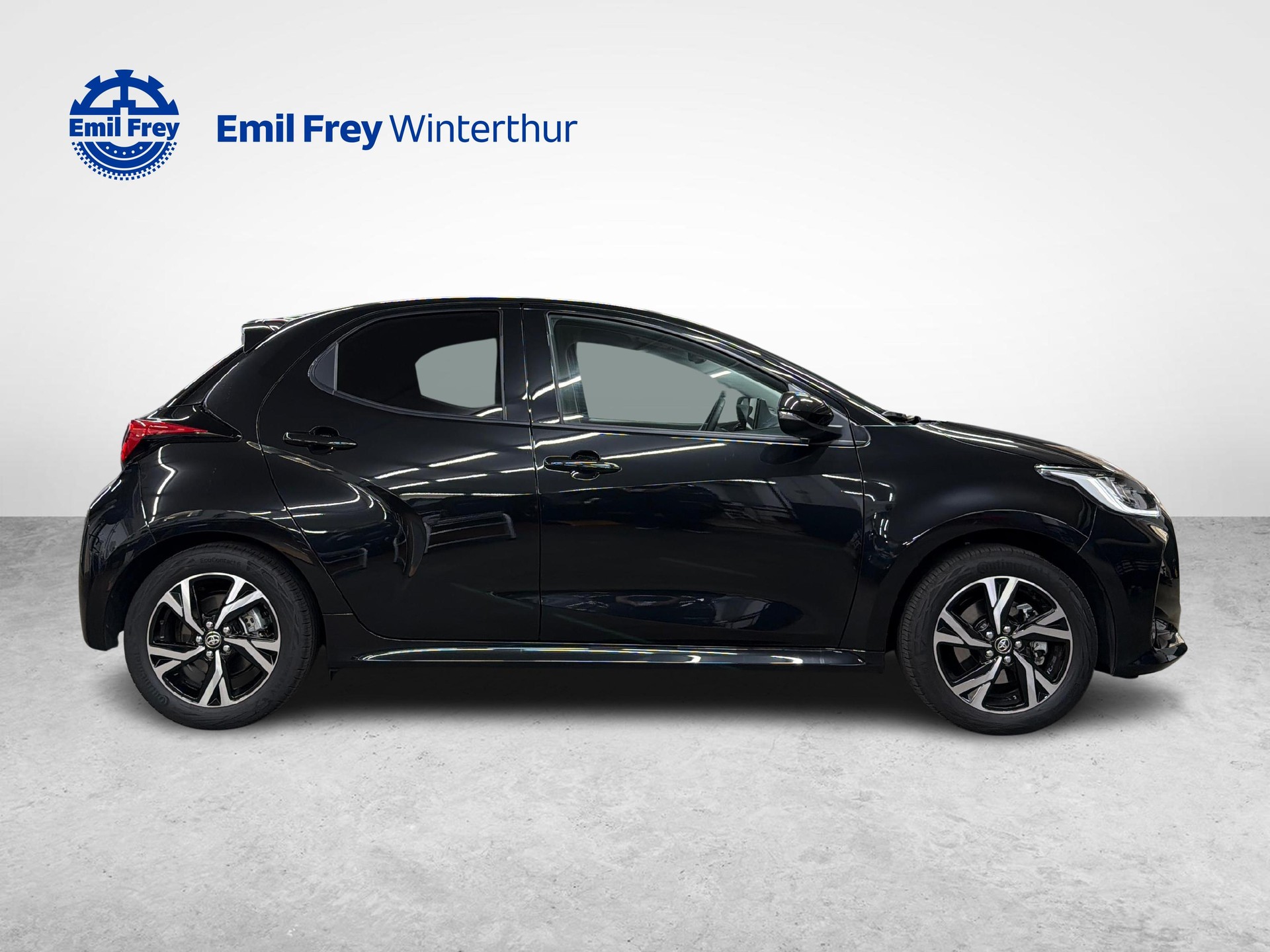 TOYOTA Yaris 1.5 VVT-i HSD Trend-image-5