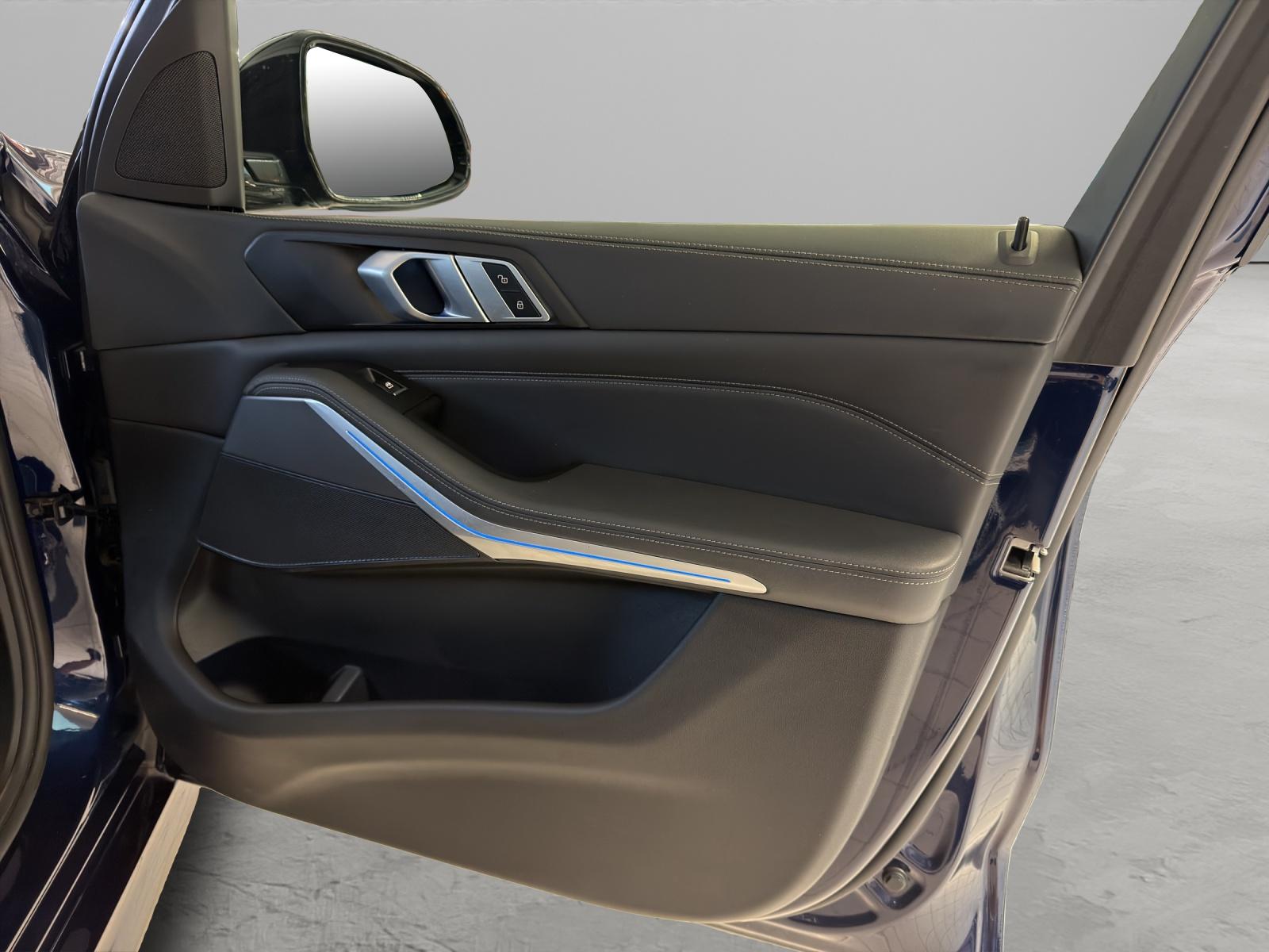 BMW X5 45e xDrive M-SportPaket-image-17