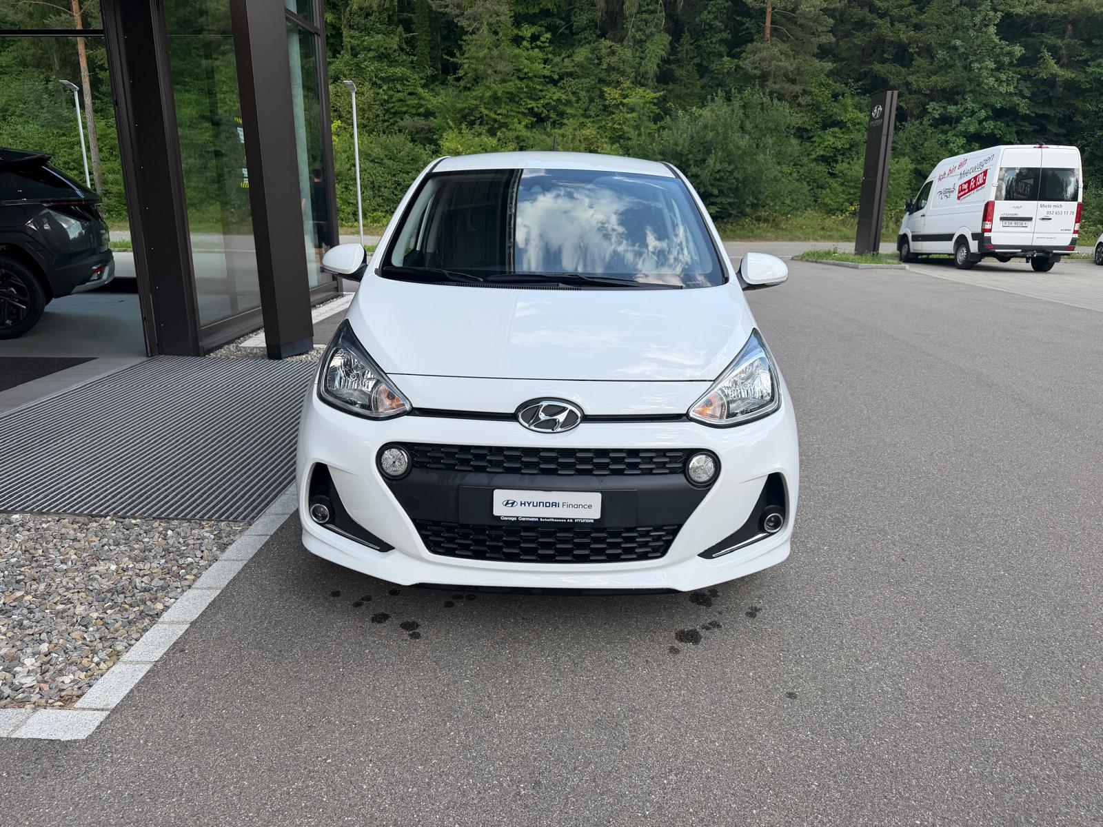 HYUNDAI i10 1.2 Vertex Automatic-showroom-element-2