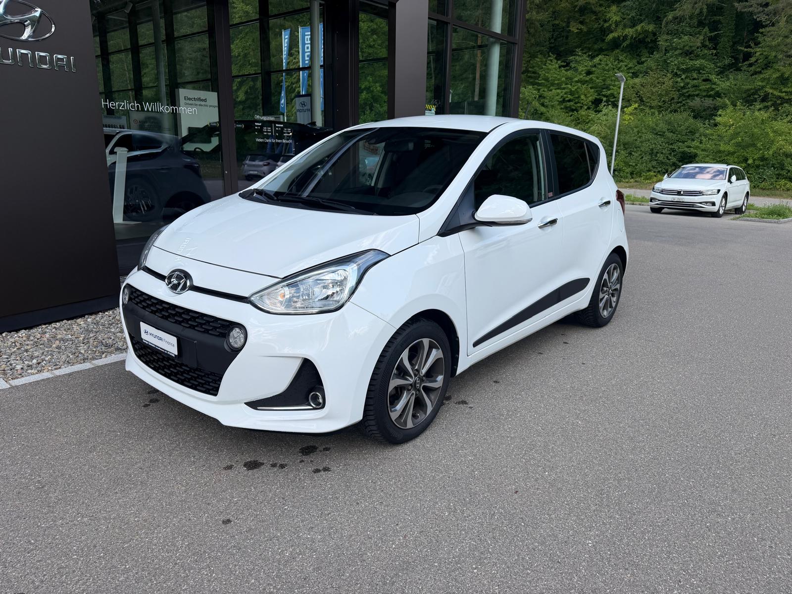HYUNDAI i10 1.2 Vertex Automatic-showroom-element-1