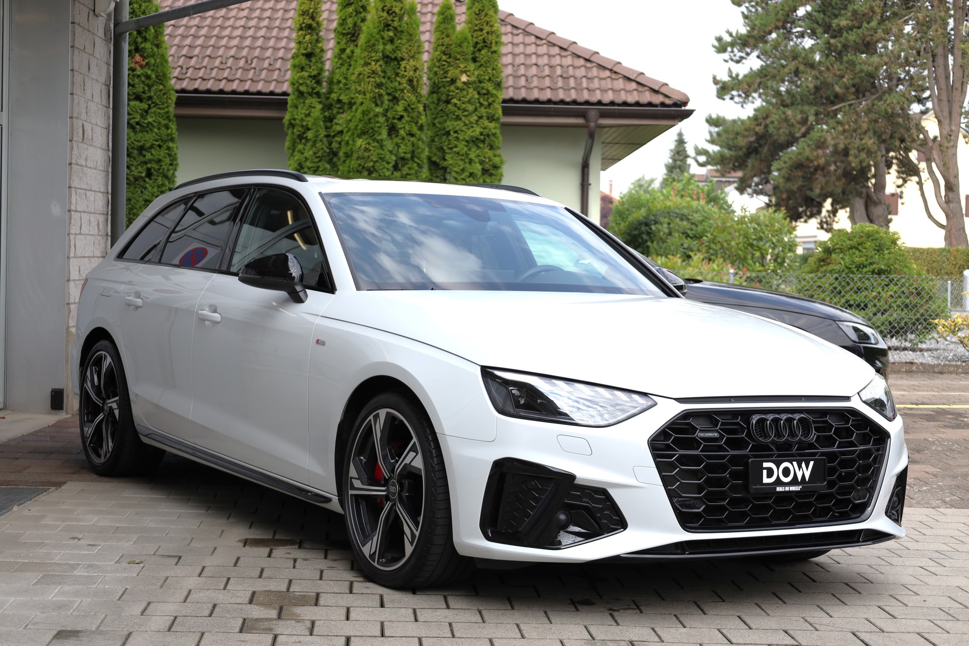 AUDI A4 Avant 40 TDI S line quattro S-tronic-showroom-element-1