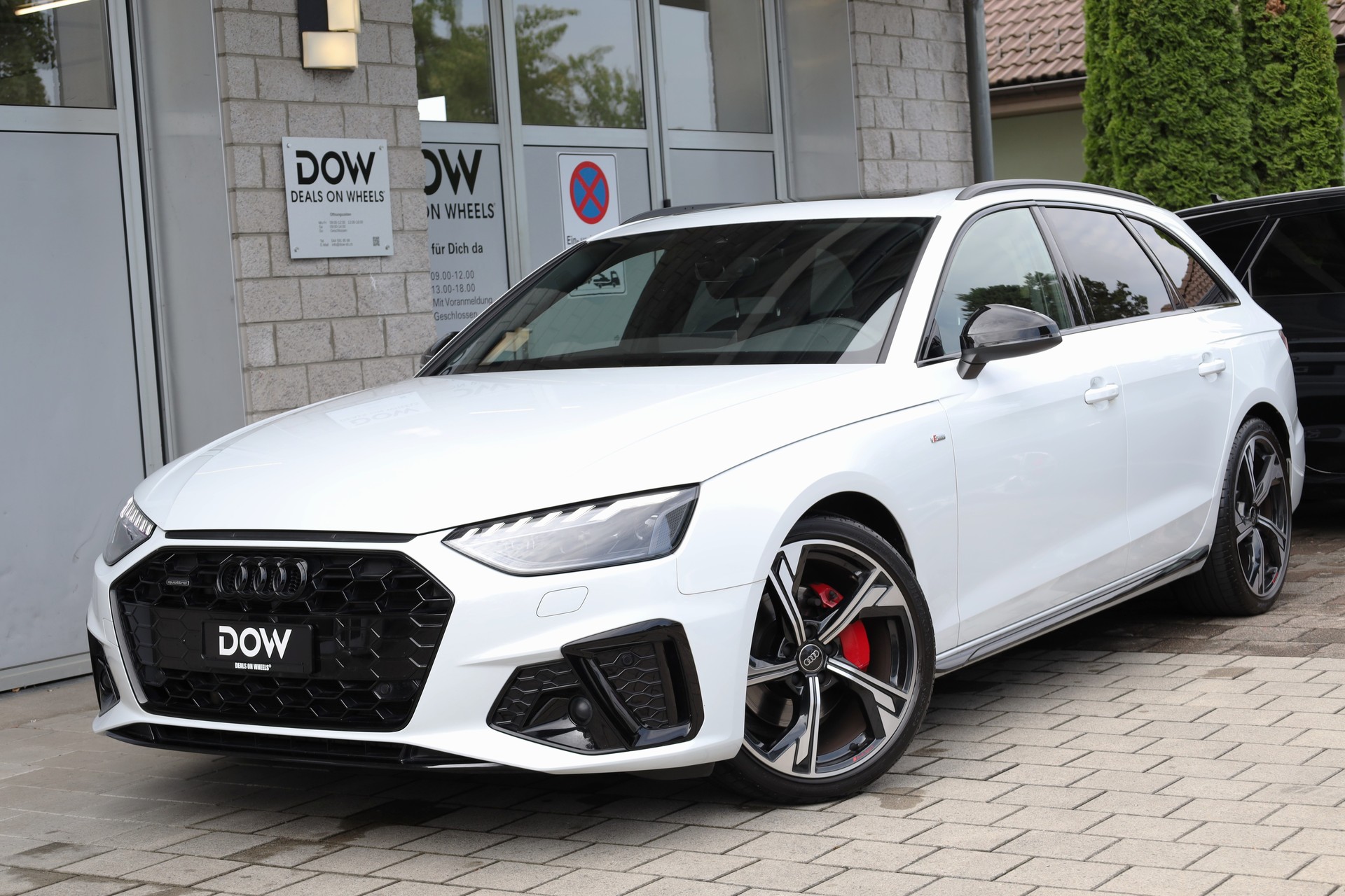 AUDI A4 Avant 40 TDI S line quattro S-tronic