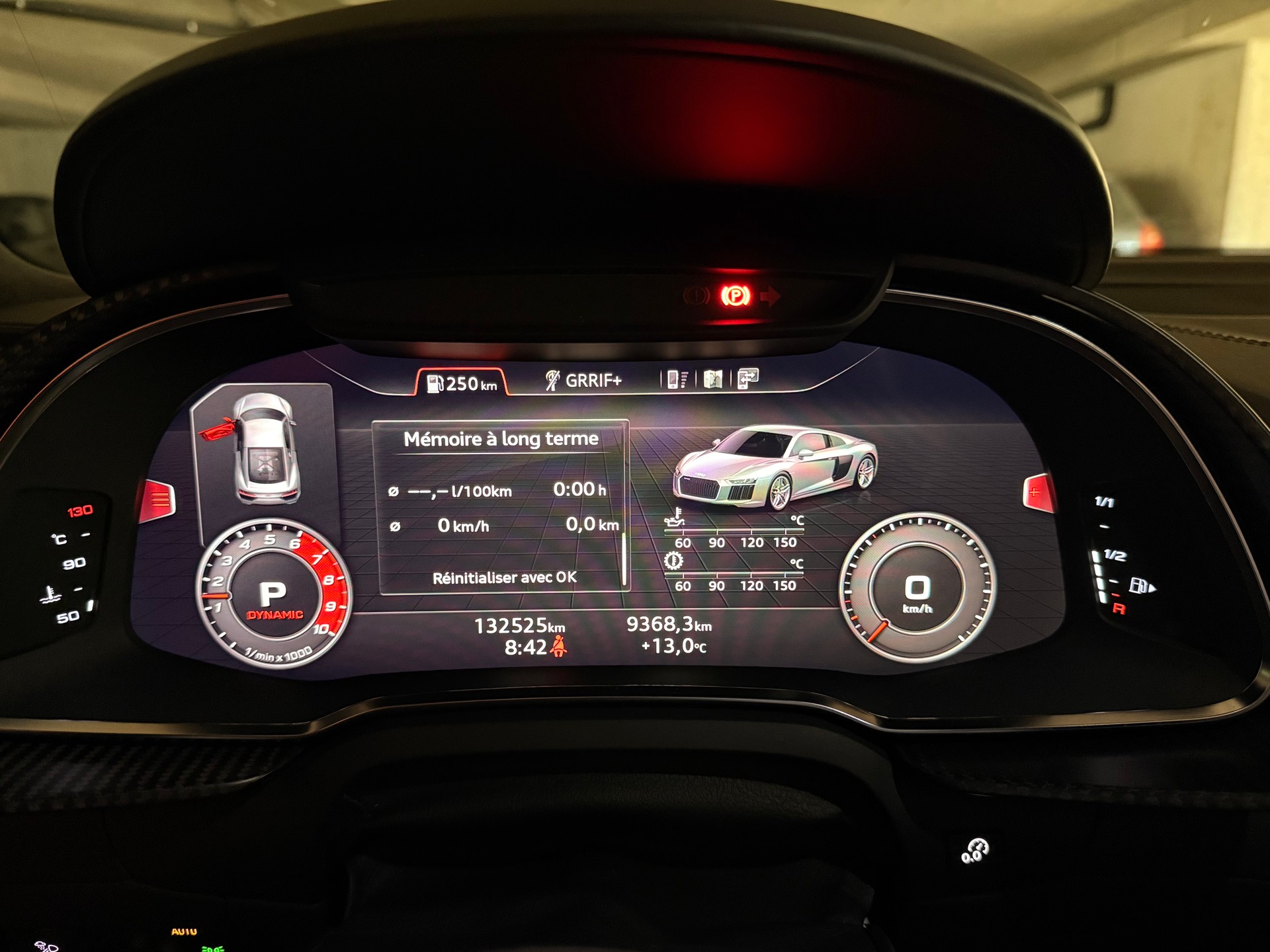AUDI 5.2 FSI V10 plus quattro S-Tronic-image-11