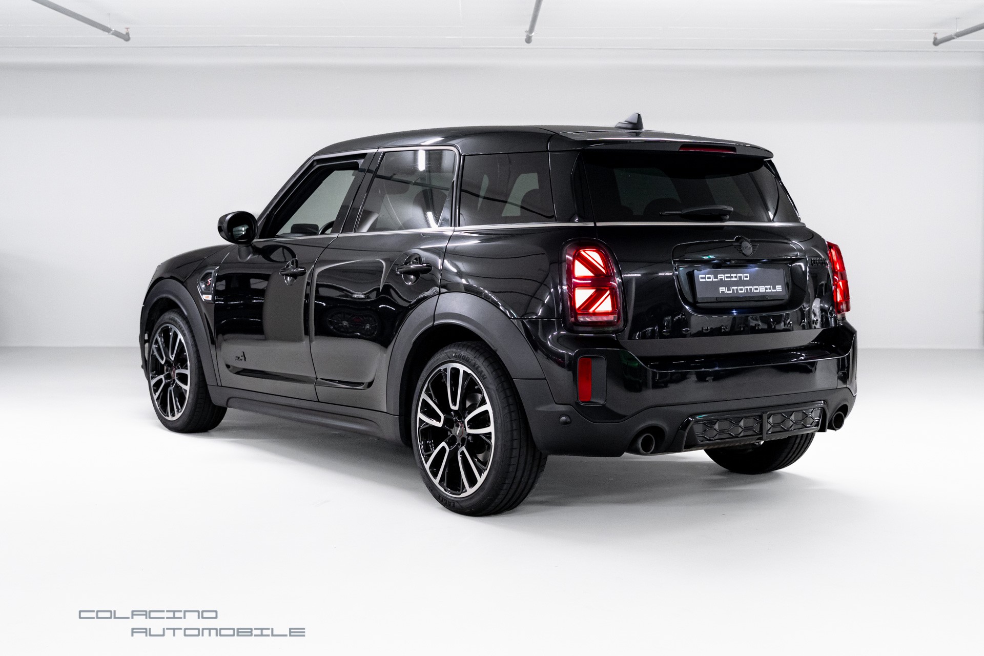 MINI Countryman Cooper S ALL4 Steptronic-showroom-element-3