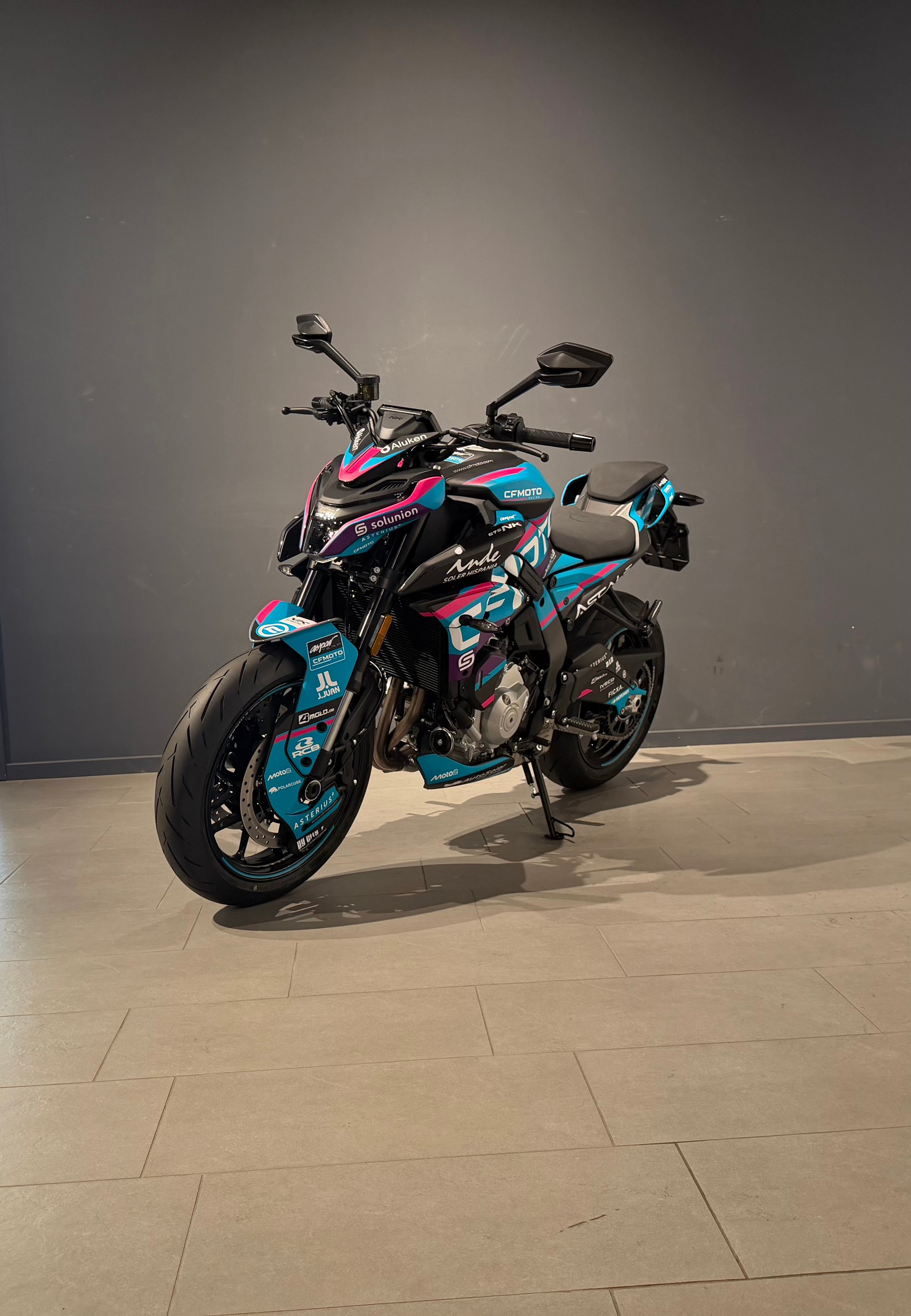 CF MOTO 675 NK 35KW-image-2