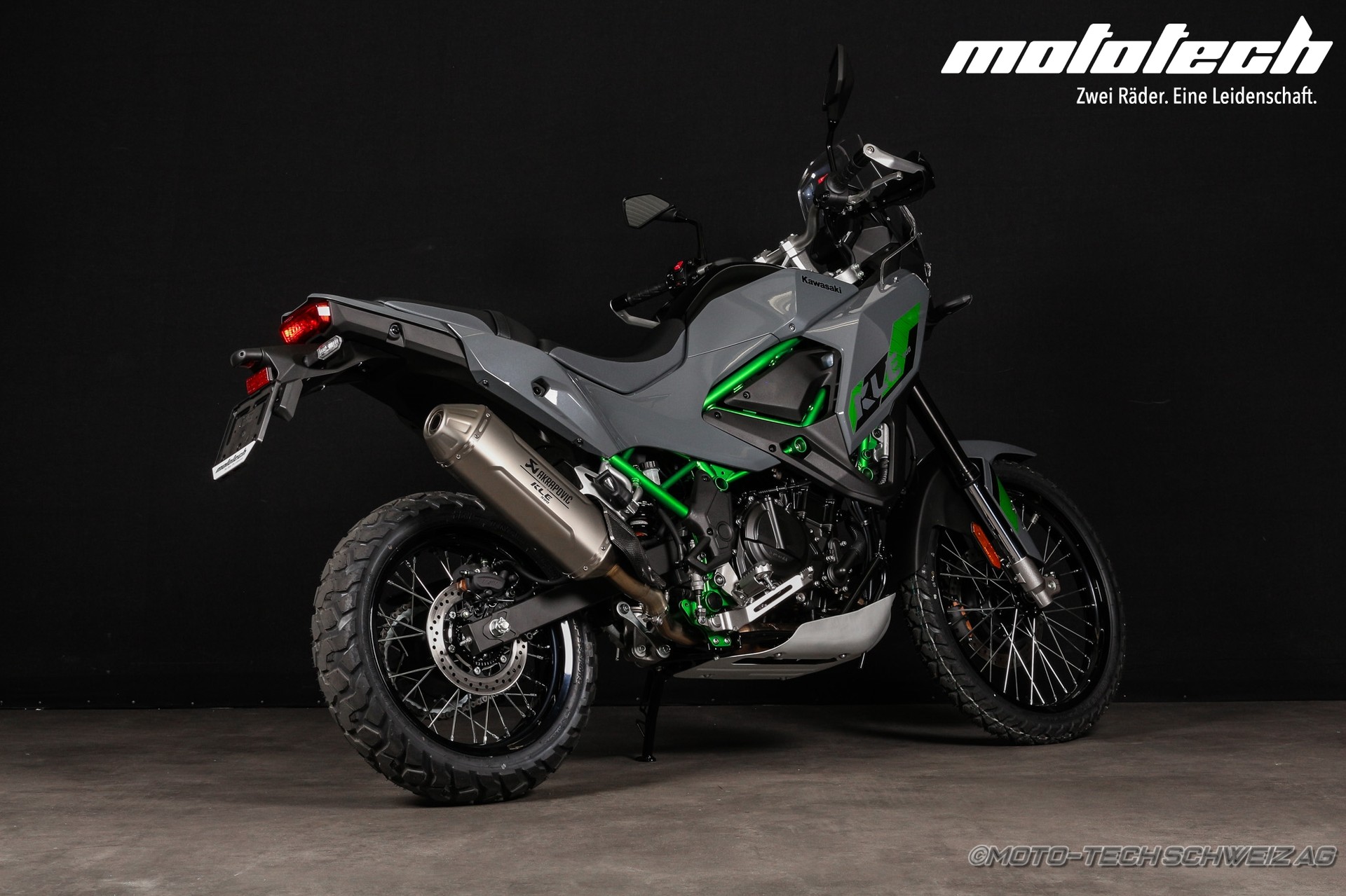 KAWASAKI KLE 500 SE MY26 AKRAPOVIC-image-2