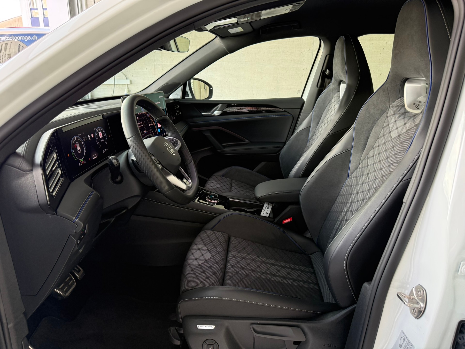 VW Tiguan 1.5 TSI evo2 eHybrid R-Line DSG-image-7