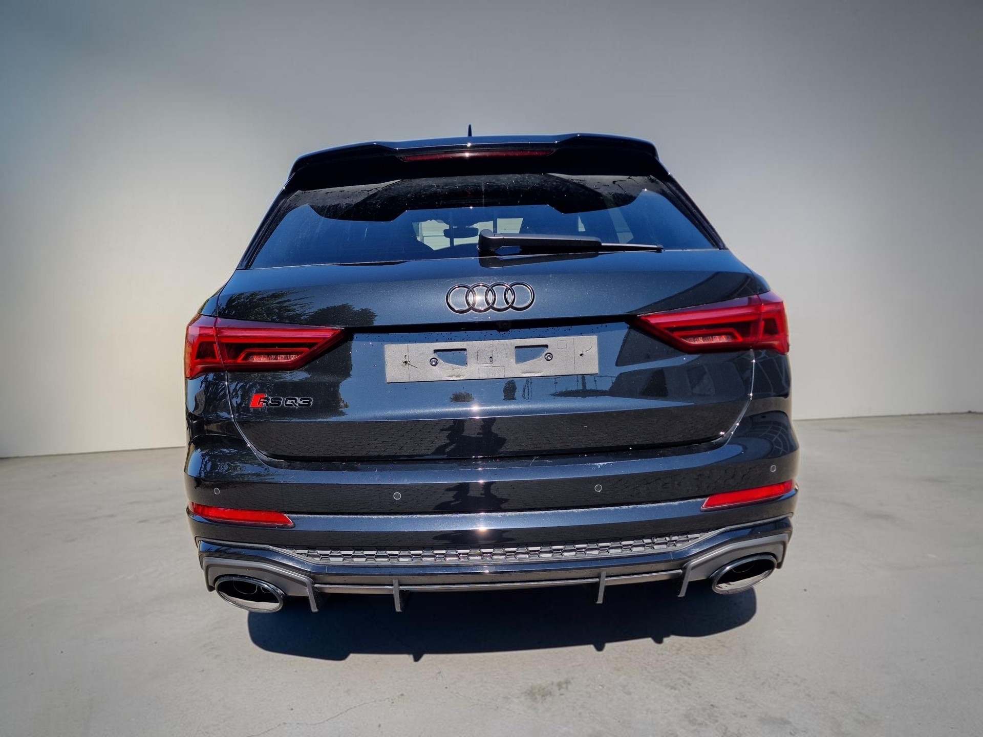 AUDI RS Q3 2.5 TFSI quattro S tronic RS Sportauspuff 24Mt Gara-image-6