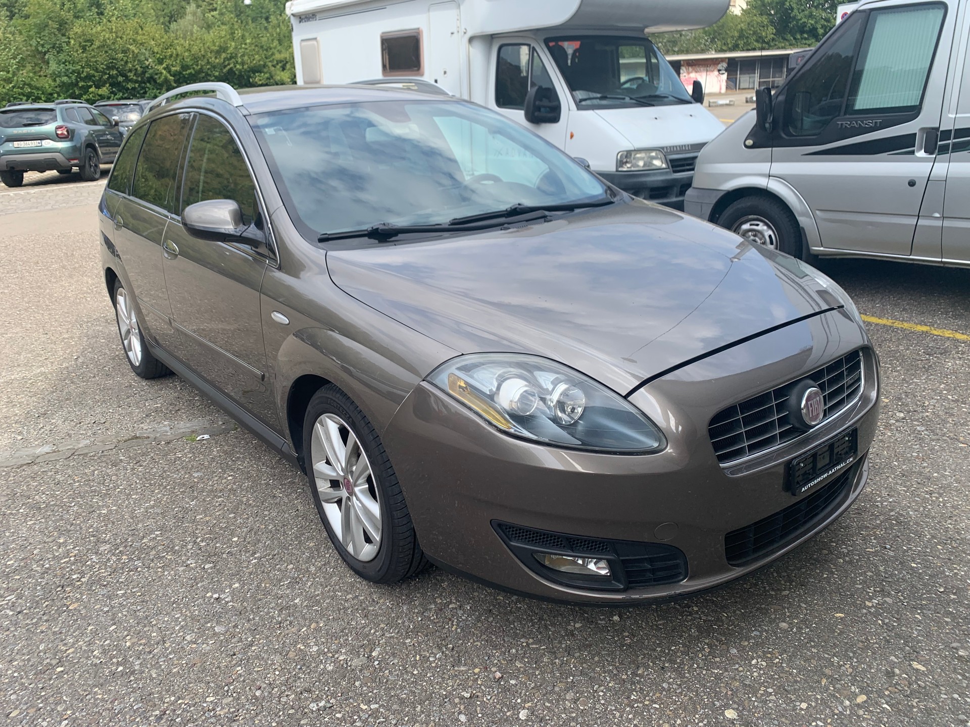 FIAT Croma 1.9 16V JTD Lusso Automatic-showroom-element-1