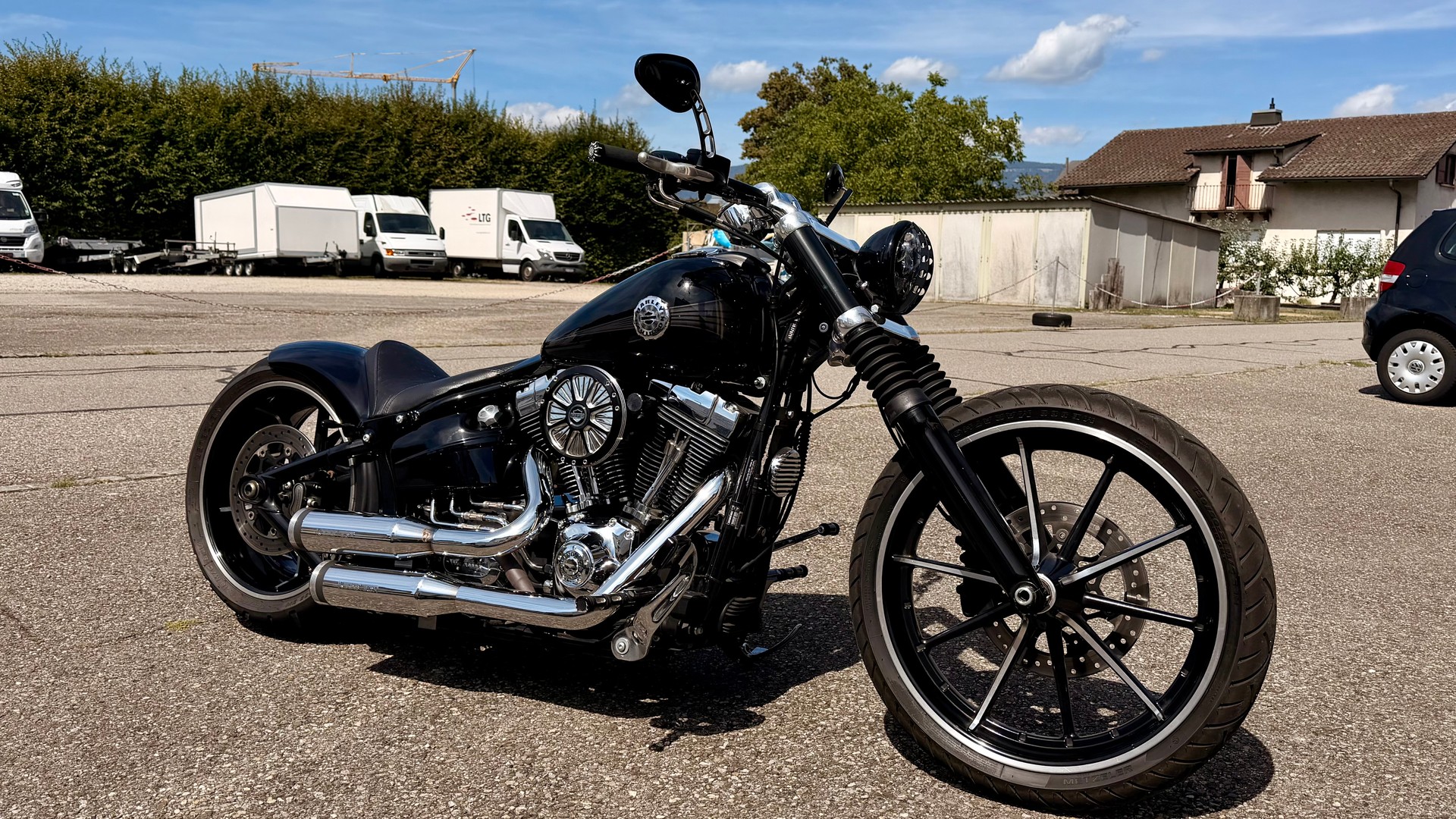 HARLEY-DAVIDSON FXSB Breakout 103 ABS-image-0