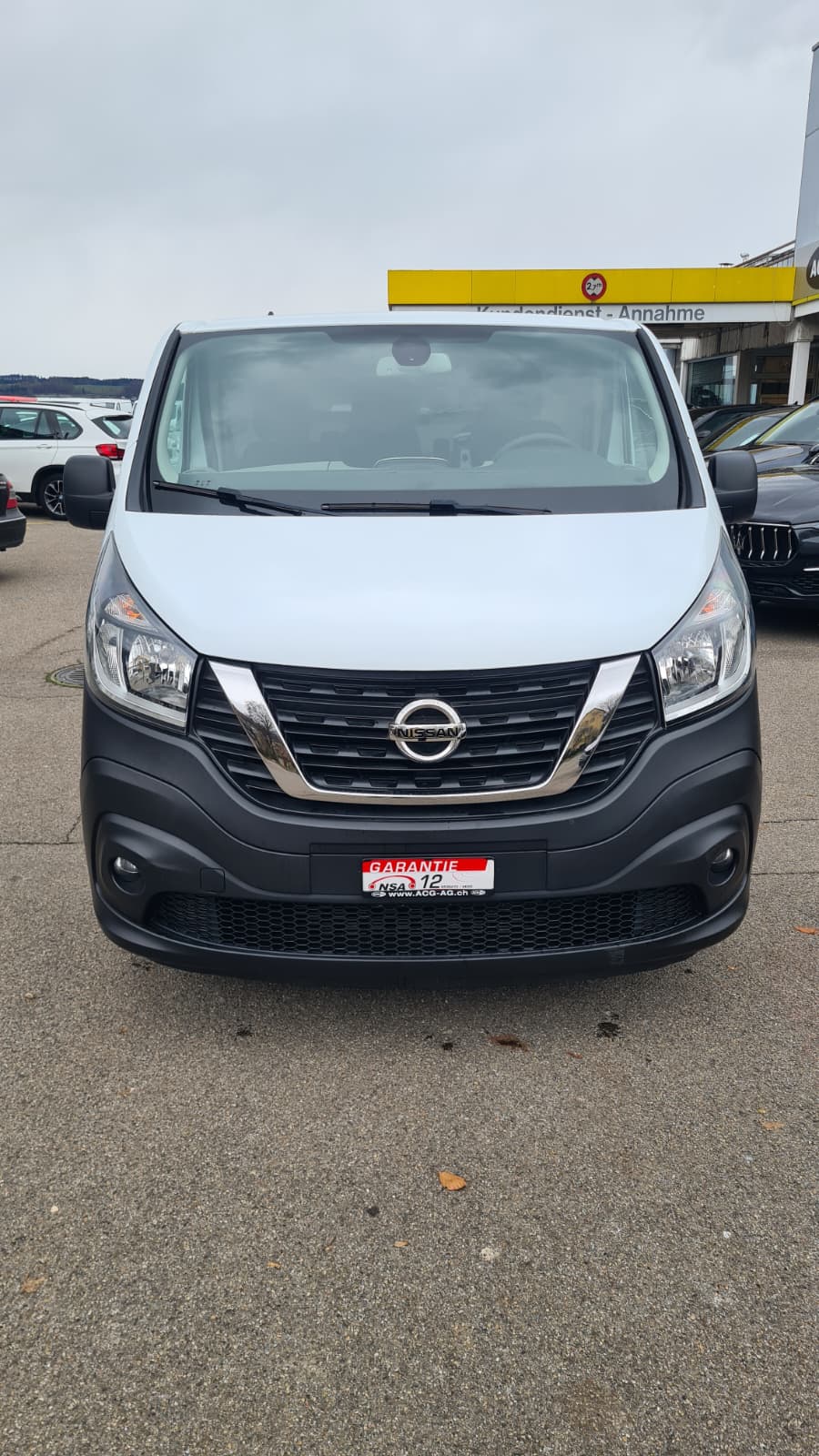 NISSAN NV300 dCi 125 2.9 L1H1 Comfort ** 3-Plätzer ** RF-Kamera ** Anh-Kupplung ** Werkstatt-Einrichtung **-showroom-element-1