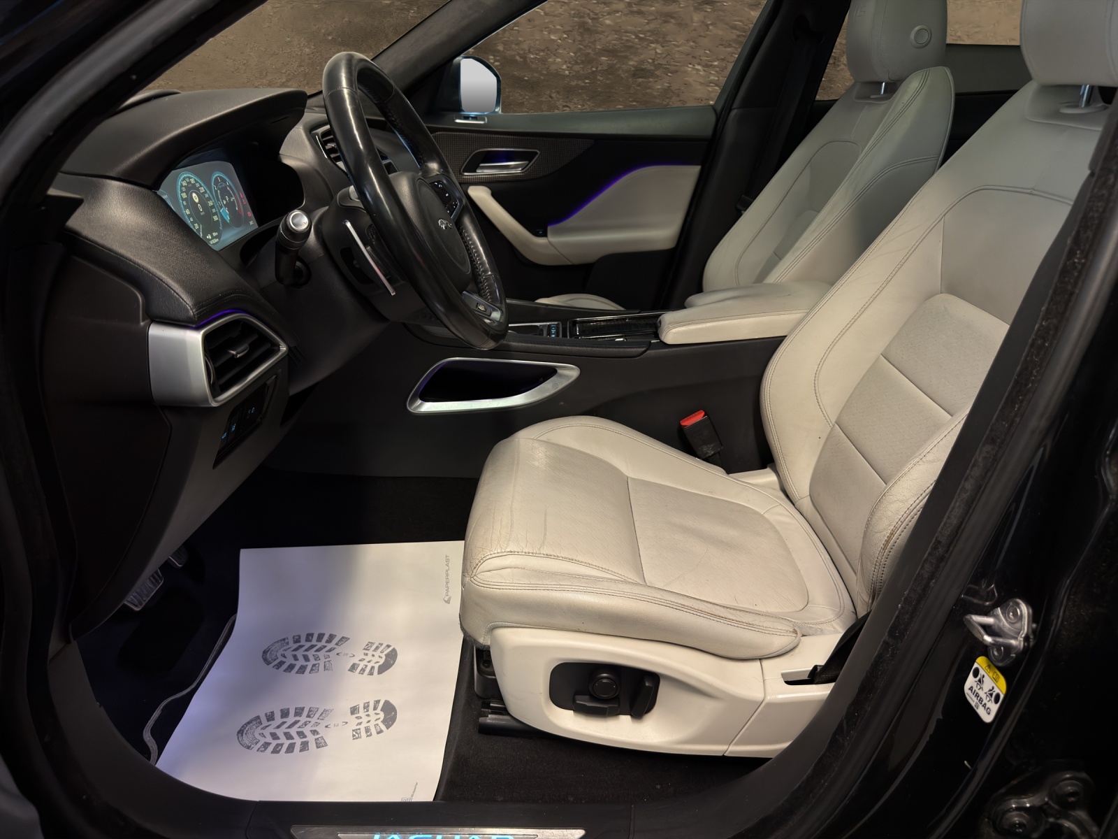 JAGUAR F-Pace 3.0 TD R-Sport AWD Automatik-image-11