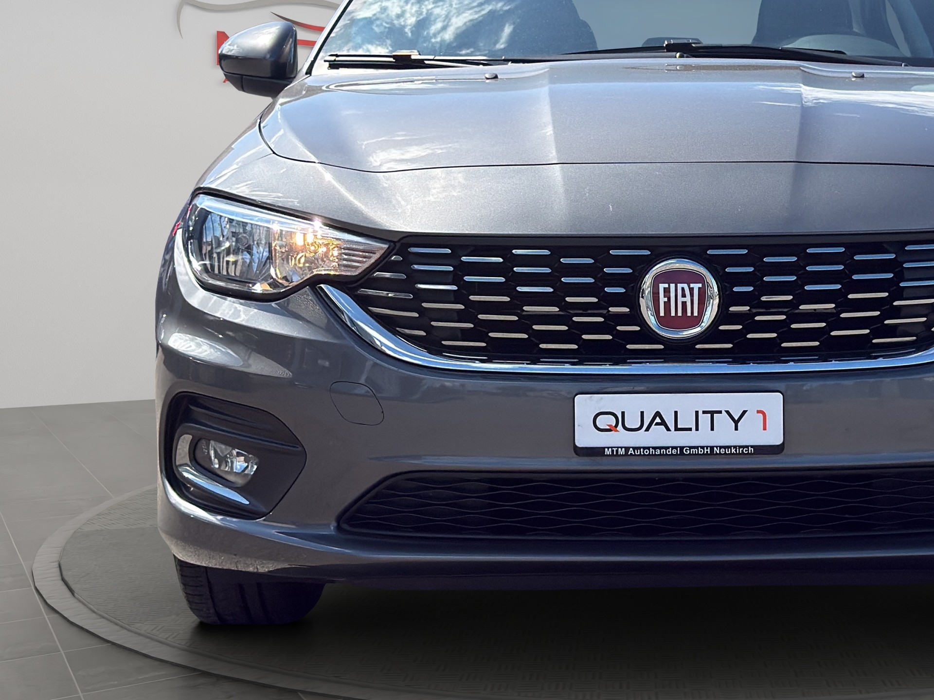 FIAT Tipo 1.6 Lounge DCT-6-showroom-element-3