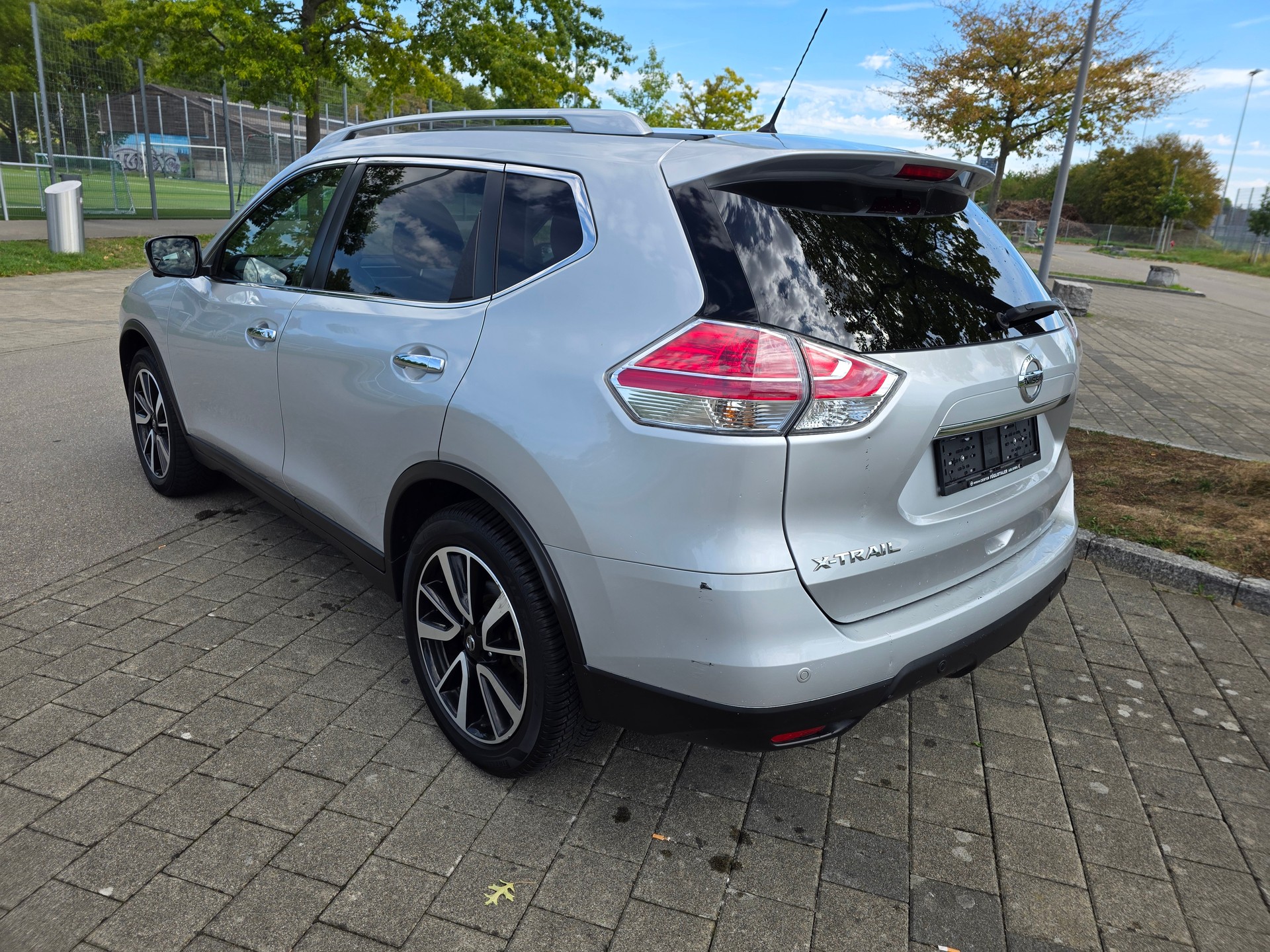 NISSAN X-Trail 1.6 dCi tekna Xtronic CVT-image-4