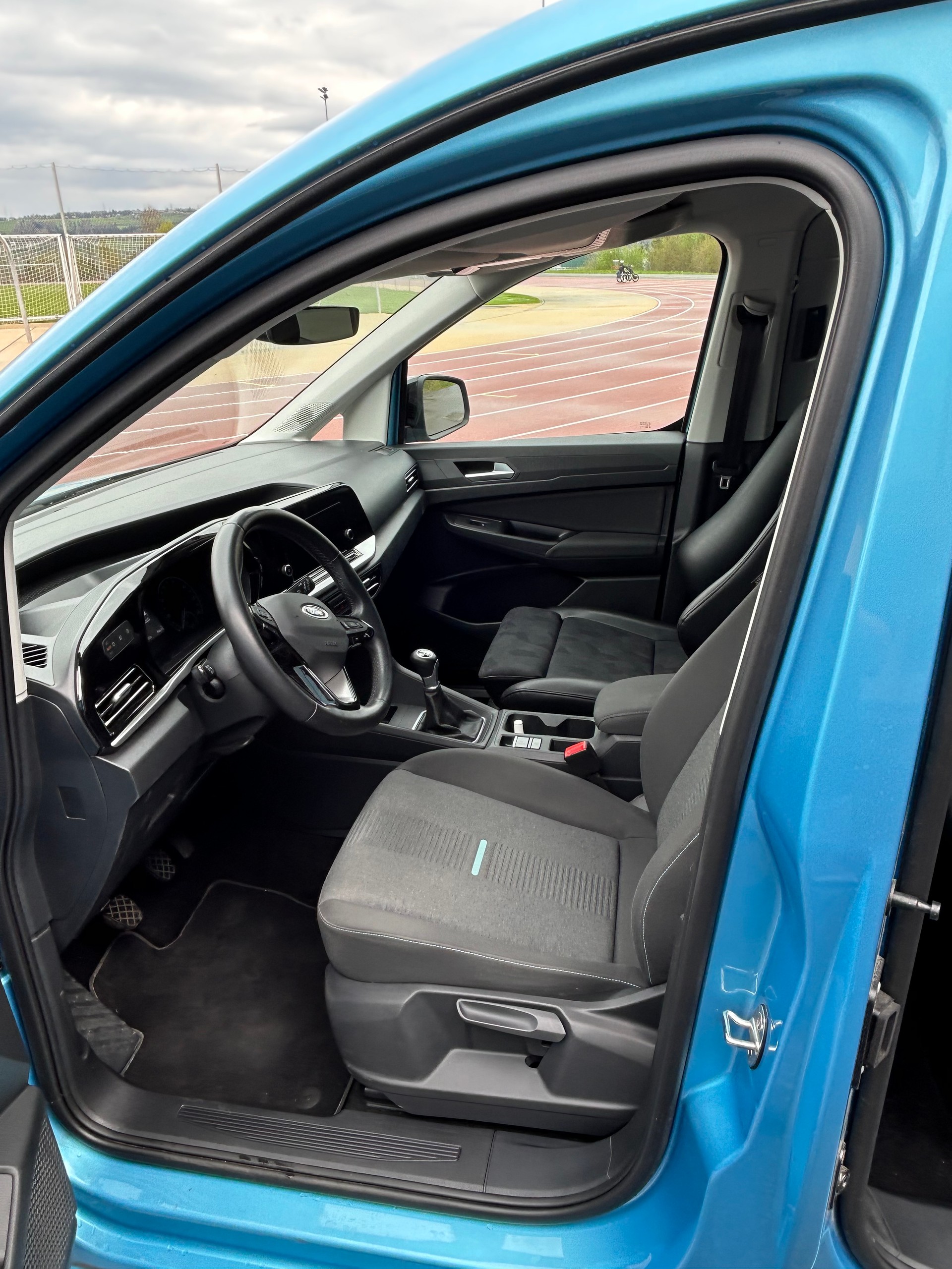 FORD 2.0 EcoBlue 102 Active-image-2