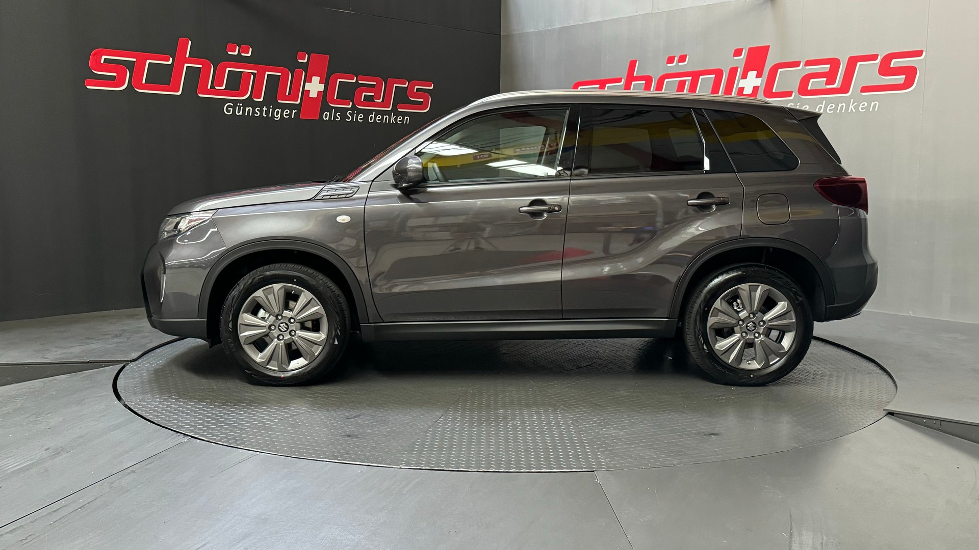 SUZUKI Vitara 1.4 Boosterjet Compact + 4x4 Hybrid-showroom-element-3