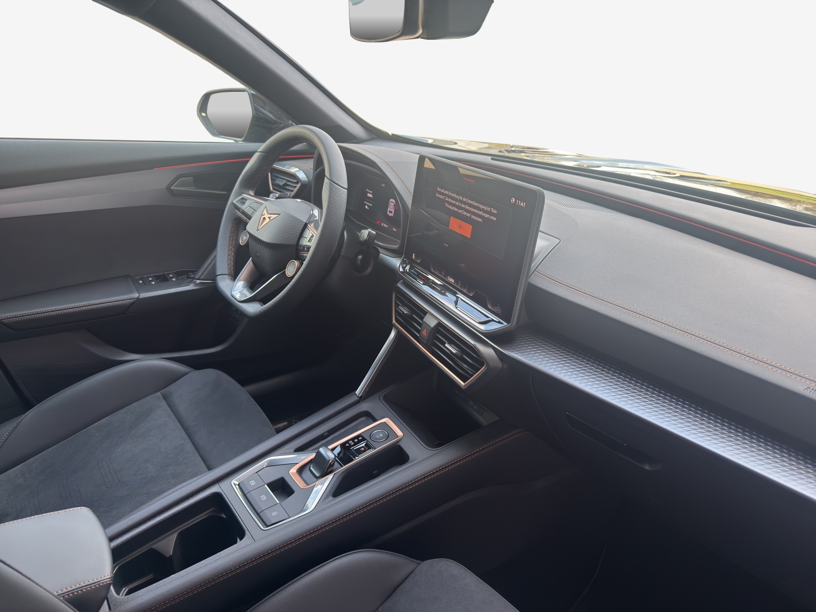 CUPRA Formentor 1.5 e-HYBRID pHEV DSG-image-9