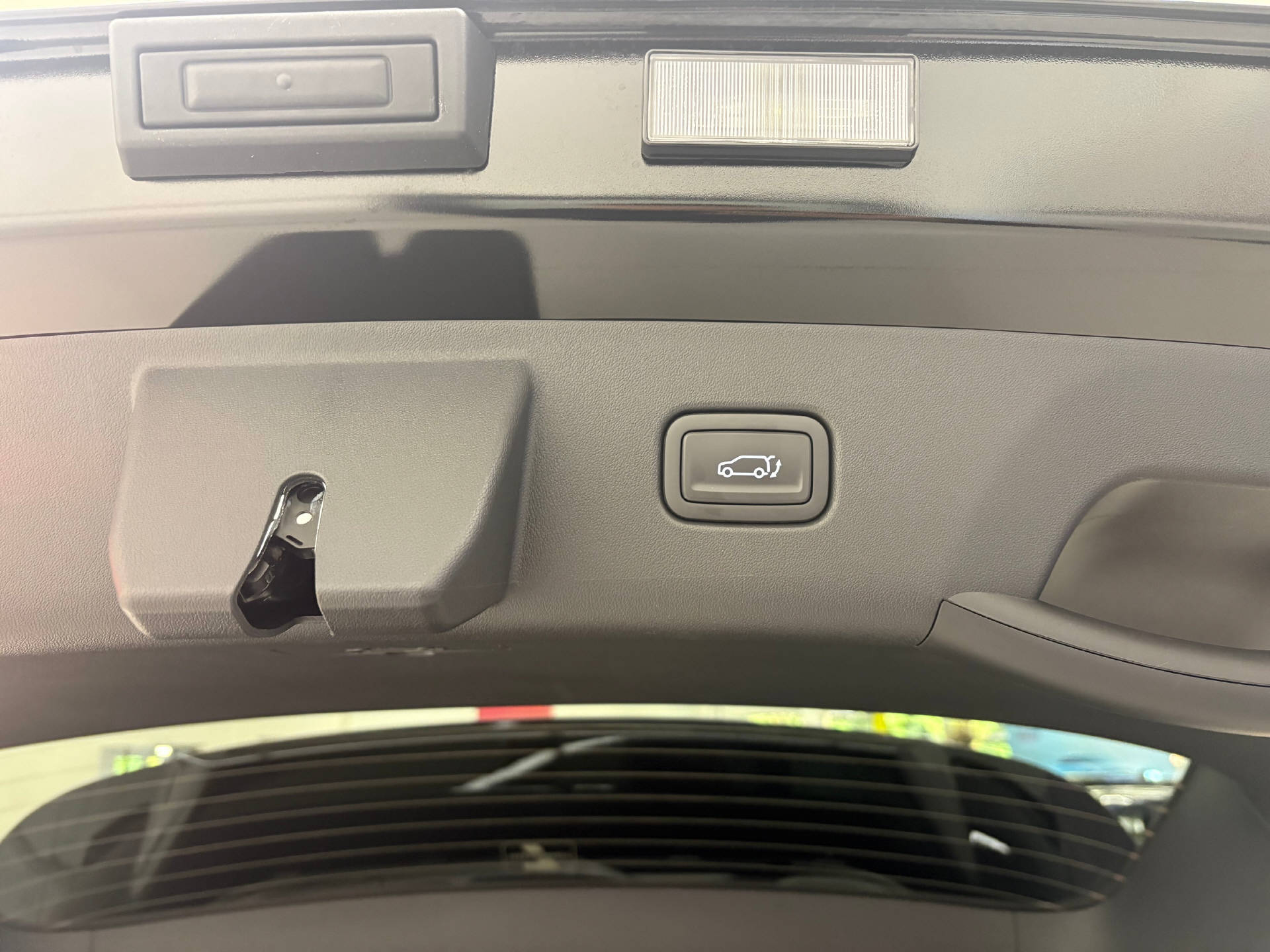 KIA Seltos 1.6 T-GDi GT-Line-image-15