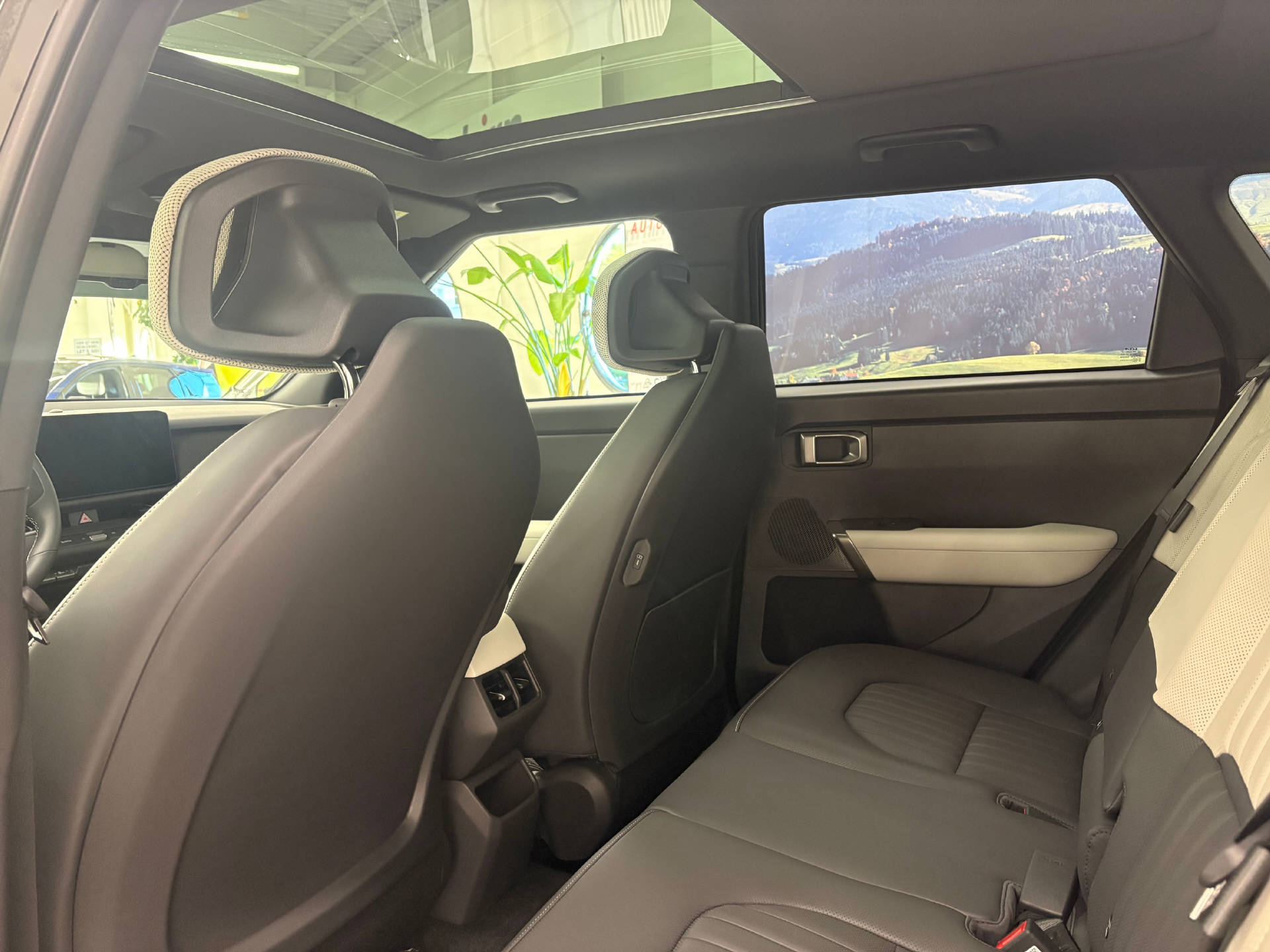 KIA Seltos 1.6 T-GDi GT-Line-image-12