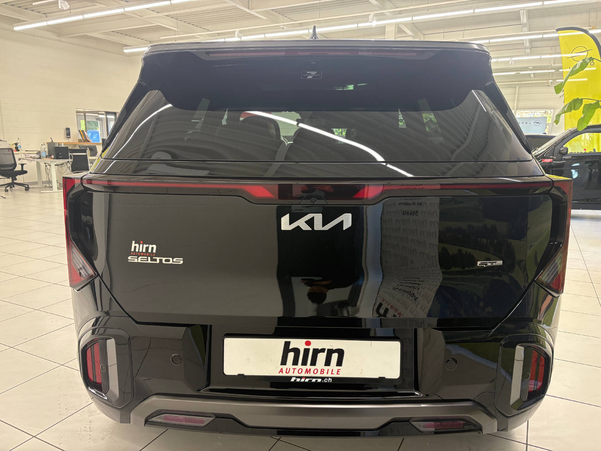 KIA Seltos 1.6 T-GDi GT-Line-image-5