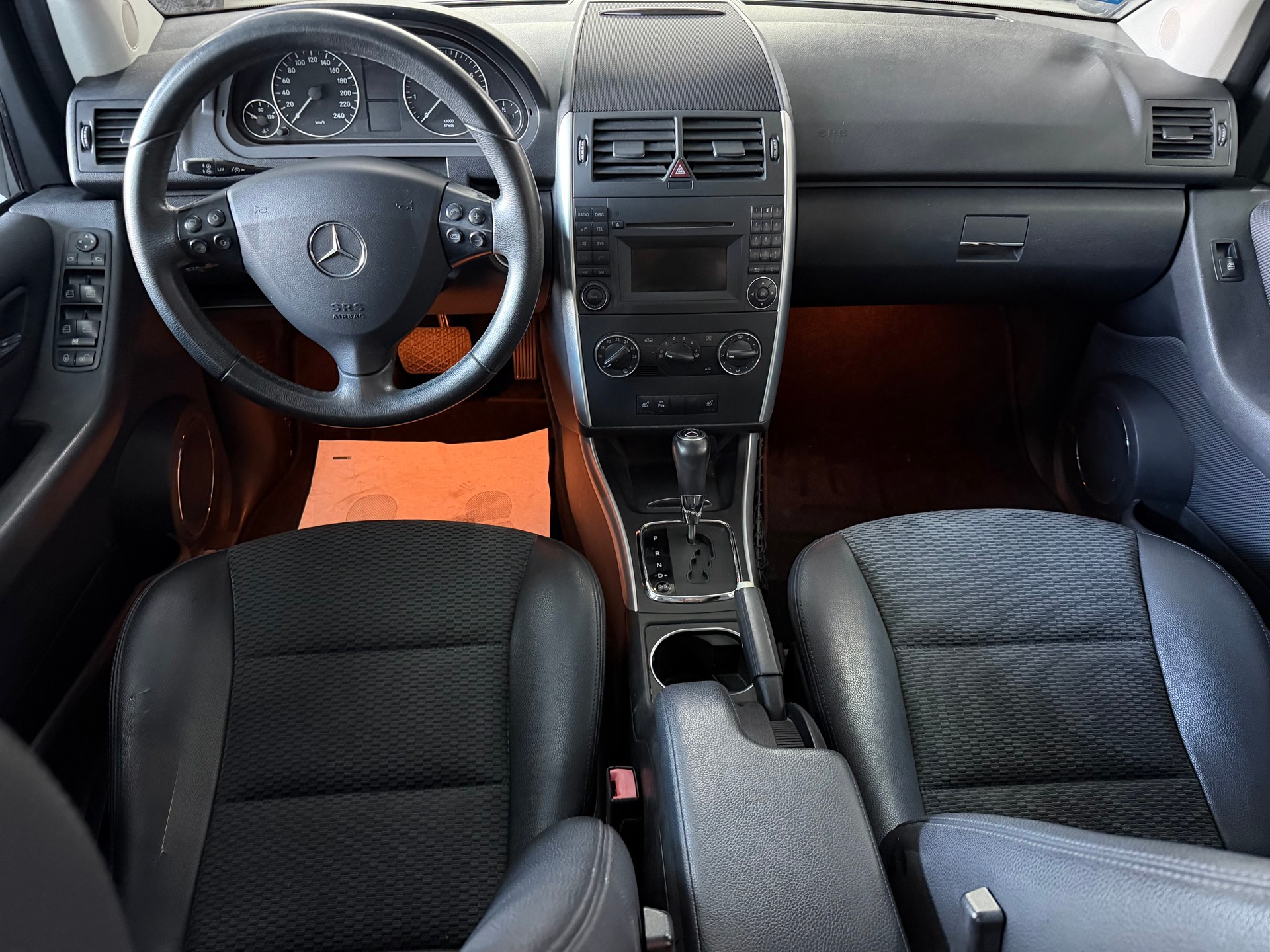 MERCEDES-BENZ A 180 (170) Classic Autotronic-showroom-element-3
