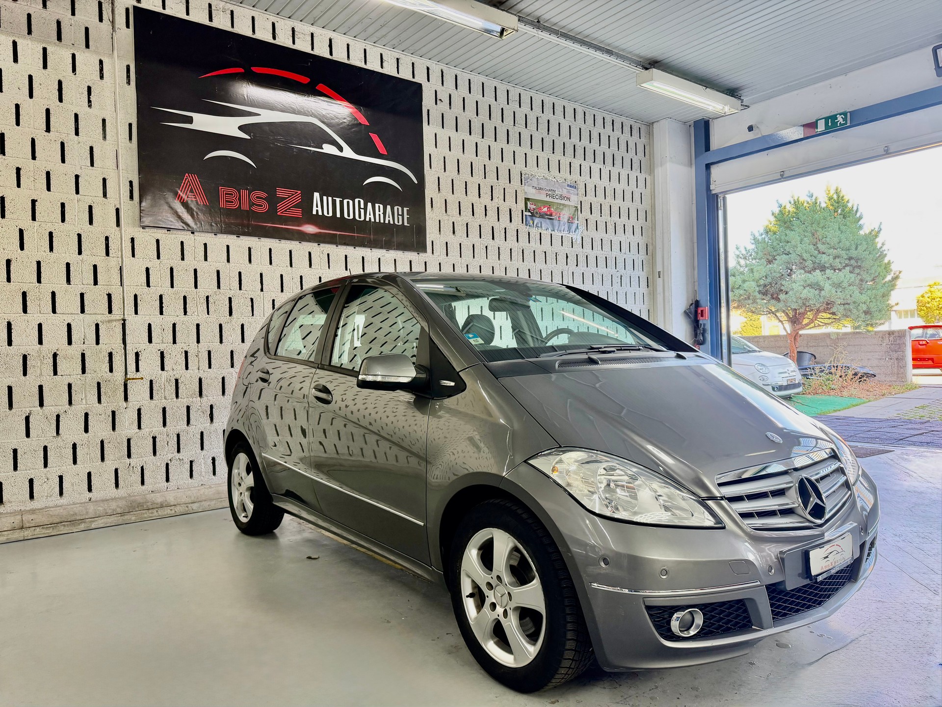MERCEDES-BENZ A 180 (170) Classic Autotronic-showroom-element-2